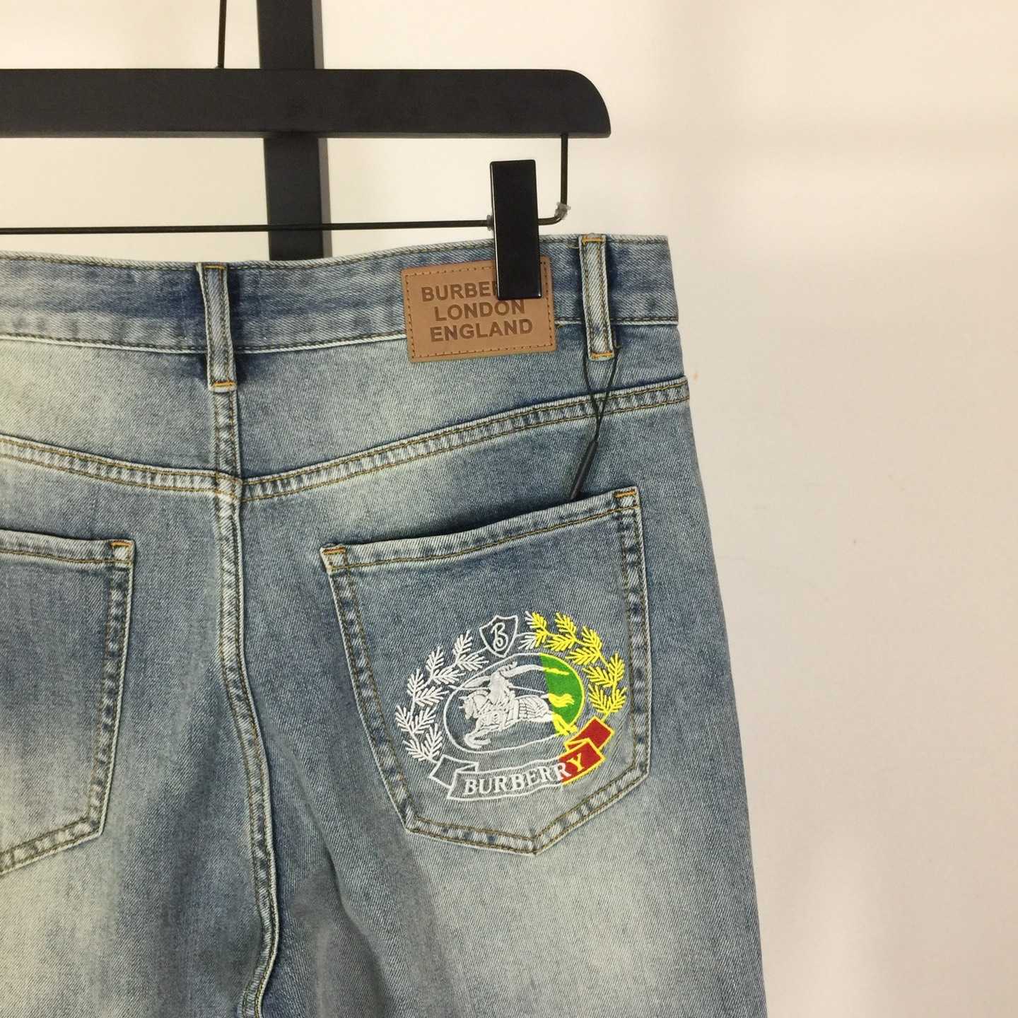 Burberry Jeans - 