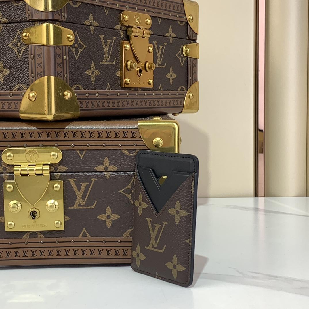 Louis Vuitton Porte-Cartes Magnet  M13185 - 