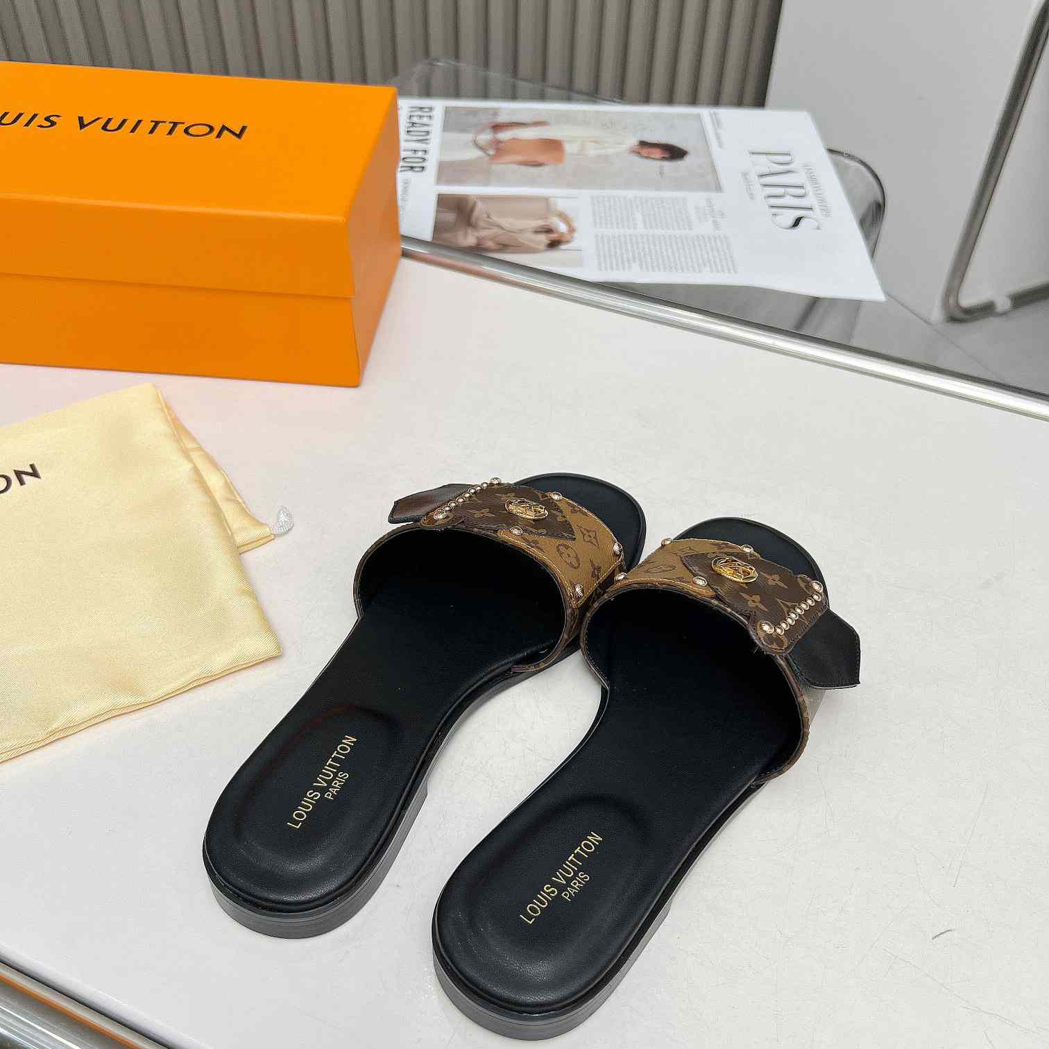 Louis Vuitton LV Frame Flat Mule   1ACXG7 - DesignerGu