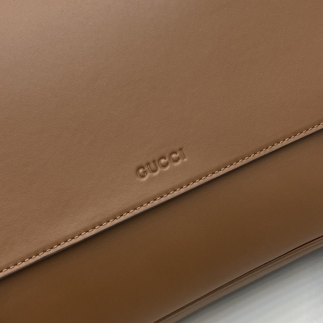 Gucci GG Emblem Medium Crossbody Bag - DesignerGu