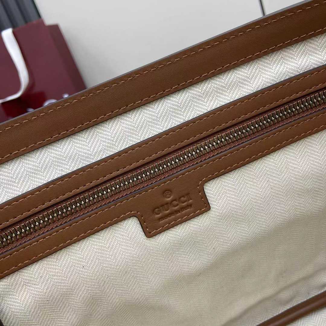 Gucci GG Emblem Medium Crossbody Bag - DesignerGu