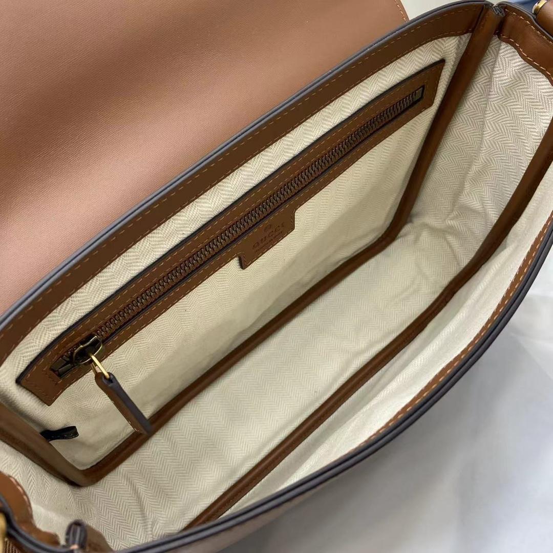Gucci GG Emblem Medium Crossbody Bag - DesignerGu