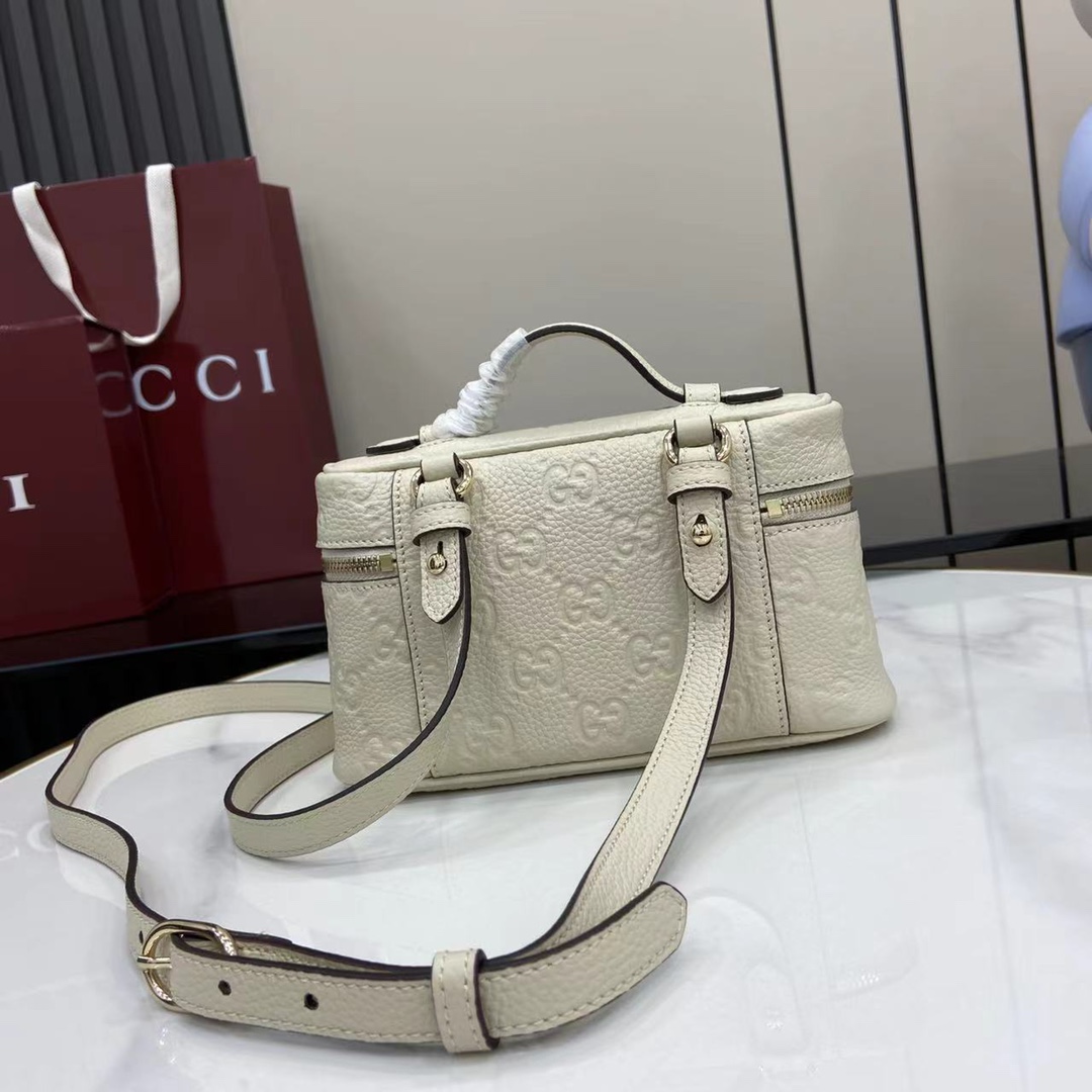 Gucci GG Emblem Small Bag - 
