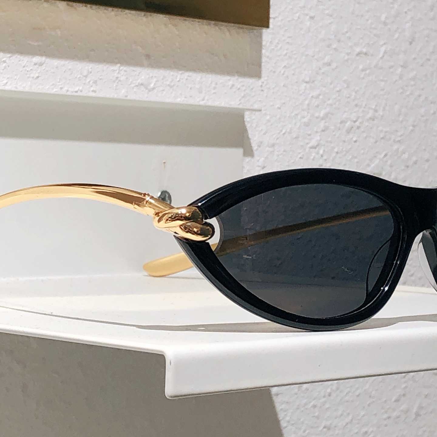 Bottega Veneta Knot Cat Eye Sunglasses   BV1390S - DesignerGu