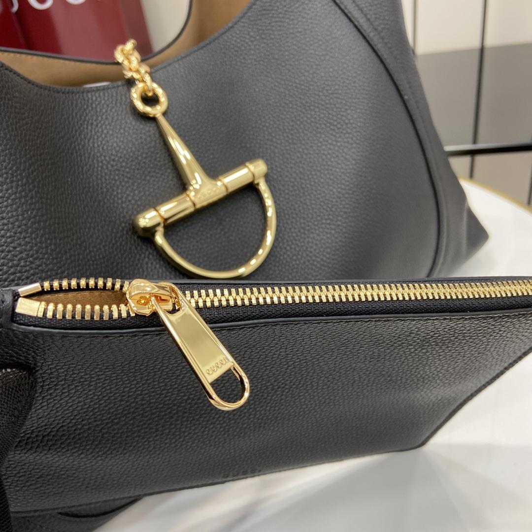 Gucci Softbit Maxi Shoulder Bag - DesignerGu
