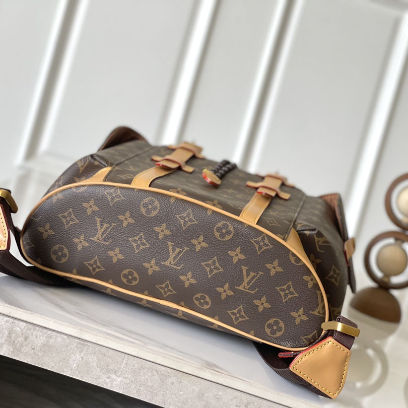 Louis Vuitton Christopher MM   M14038 - DesignerGu