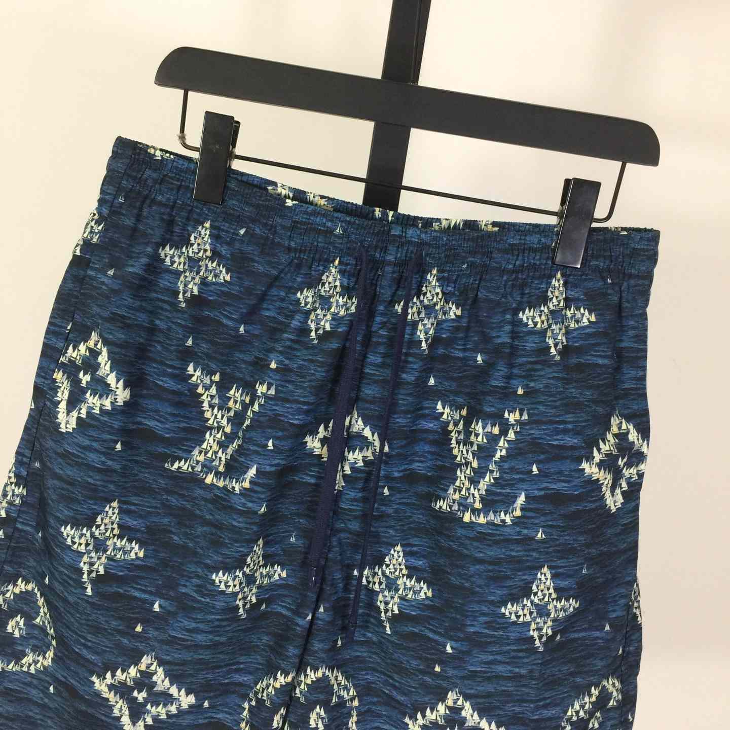 Louis Vuitton Printed Monogram Swim Shorts   1AHVZA - 
