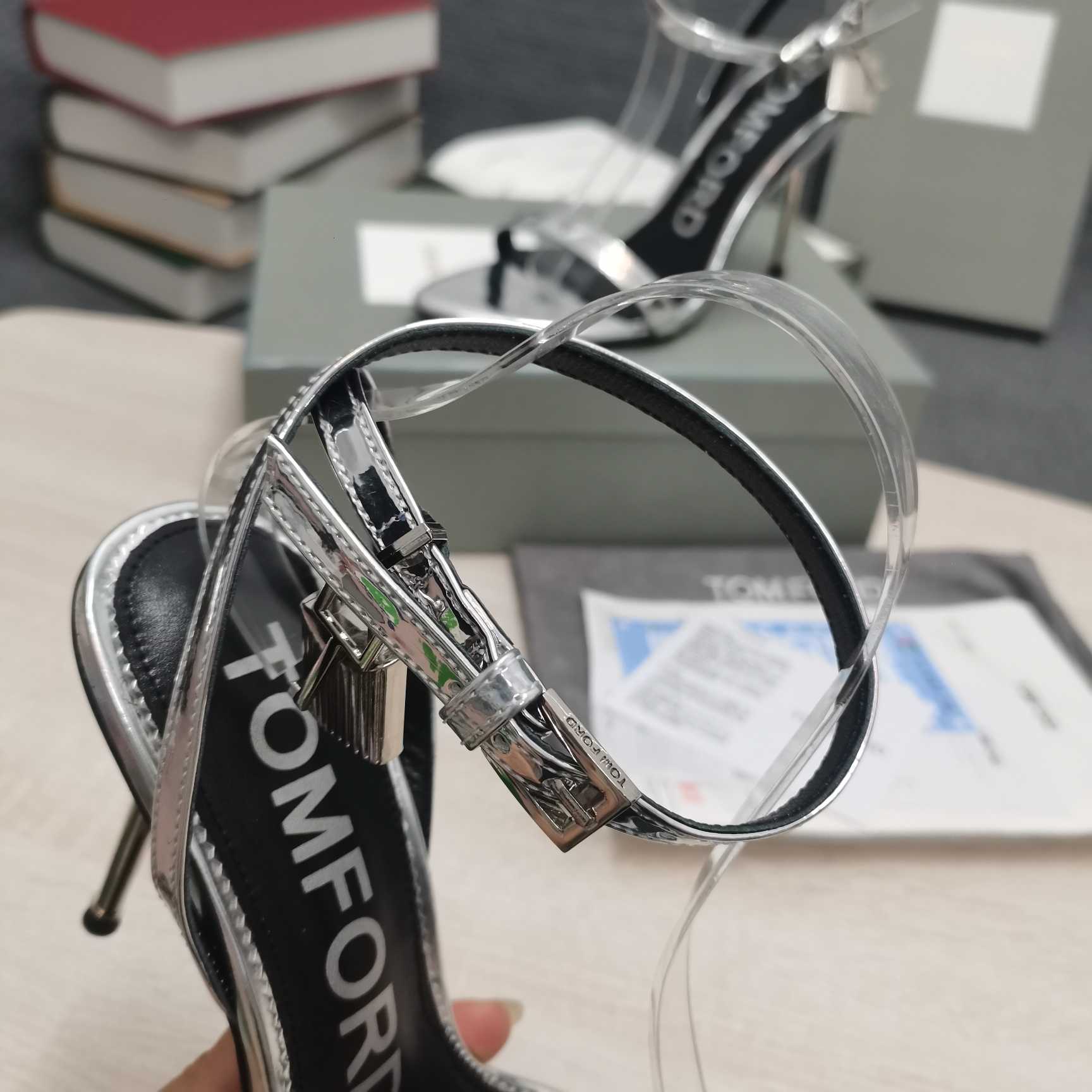 Tom Ford Silver Padlock Sandals - 