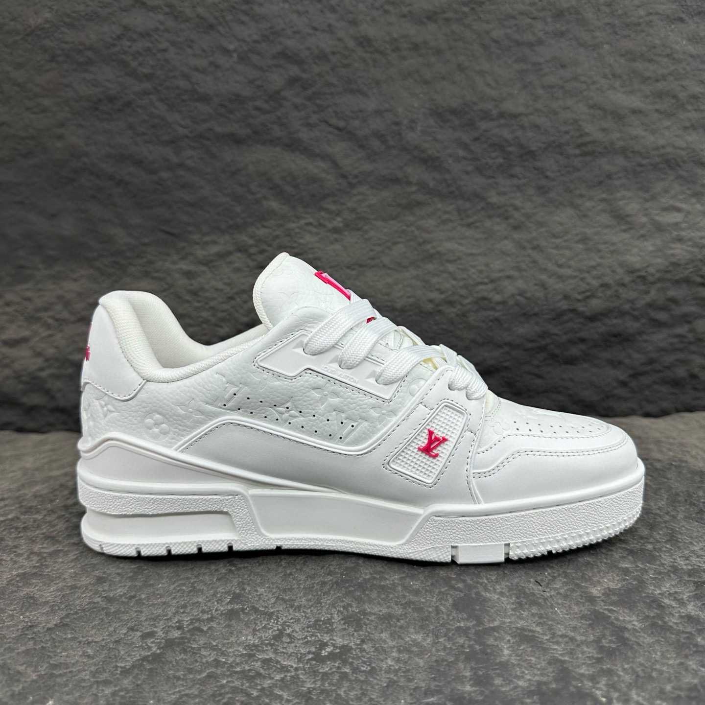 Louis Vuitton LV x TM LV Trainer Sneaker   1AGZEJ - 