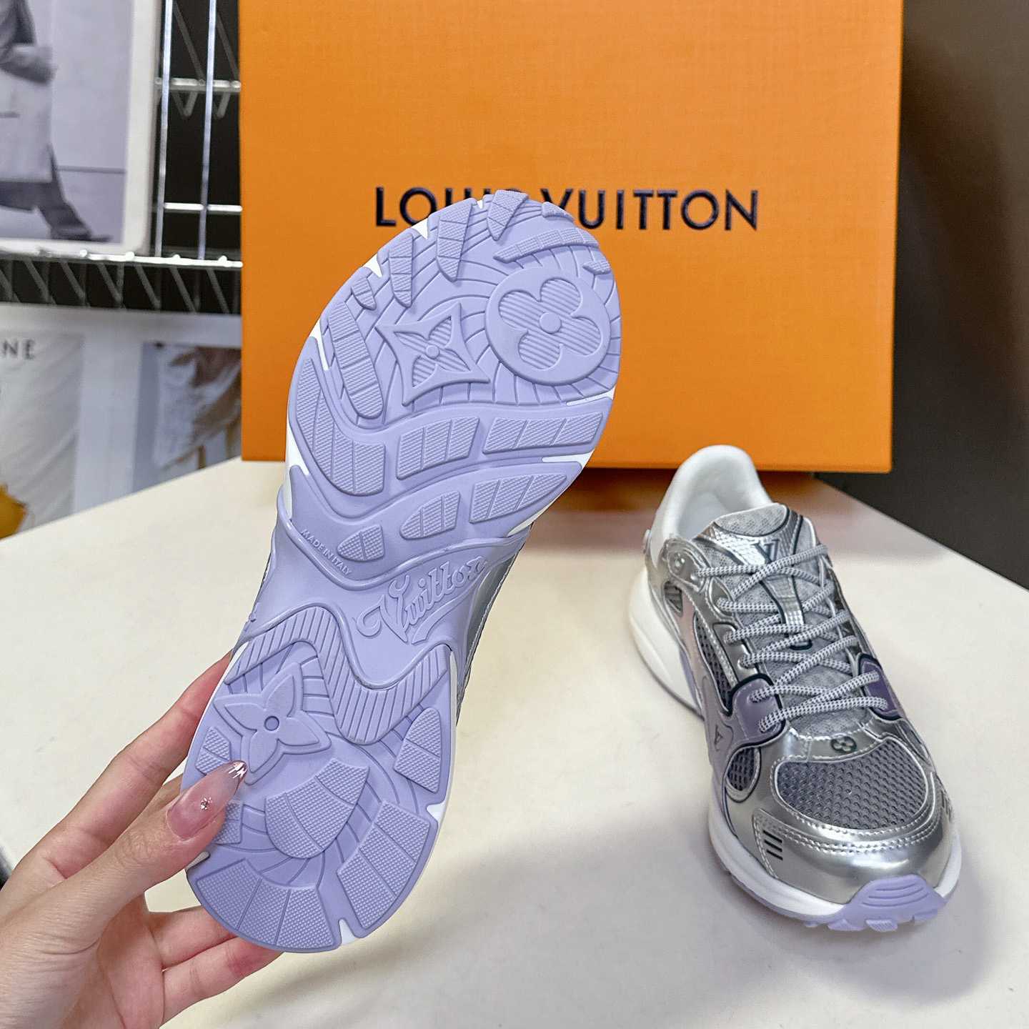 Louis Vuitton LV Olympia Sneaker   1AHOM6 - 