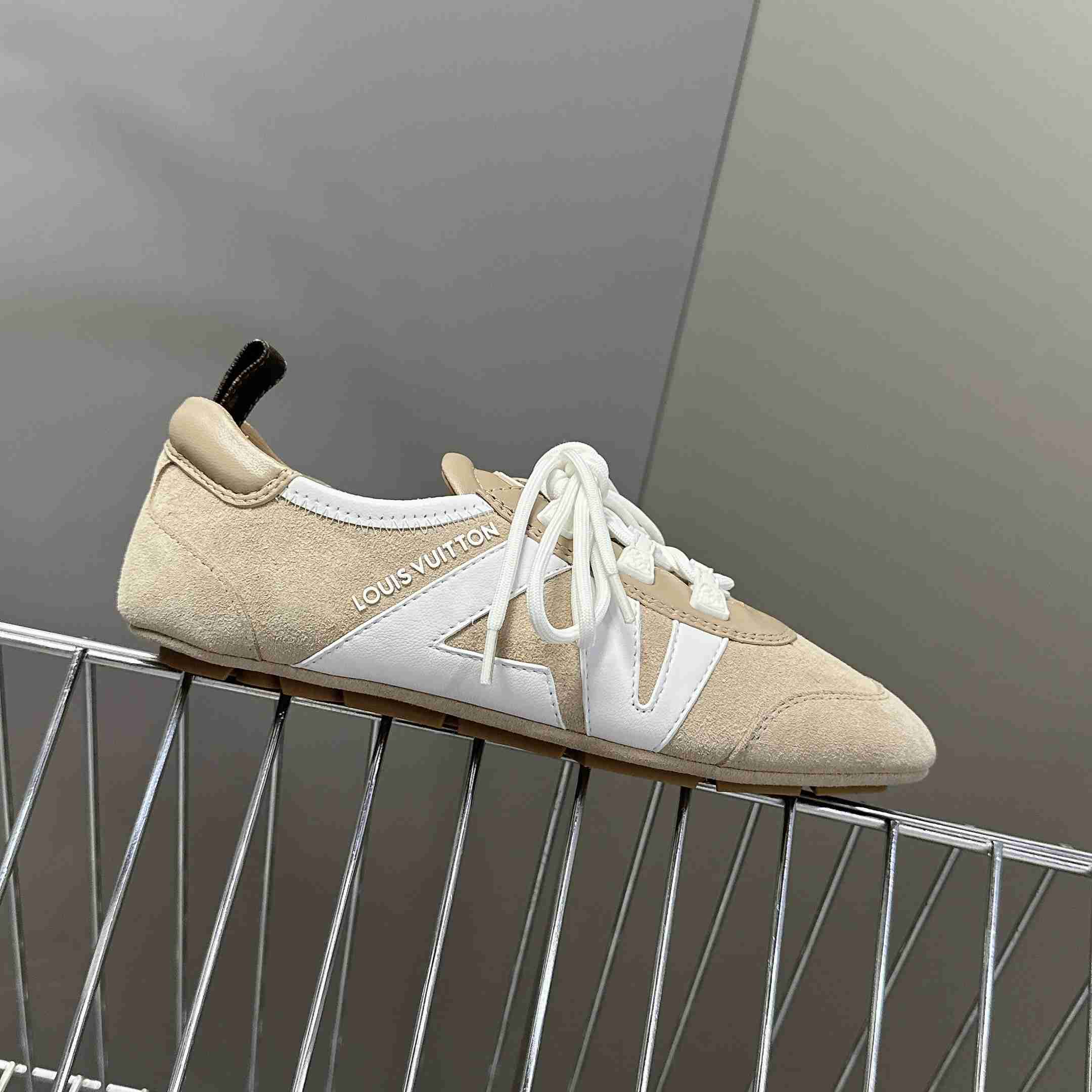 Louis Vuitton LV Sneakerina   1AHNFA - 
