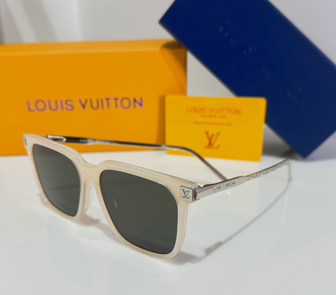 Louis Vuitton LV Rise Square Sunglasses   Z1667E - DesignerGu
