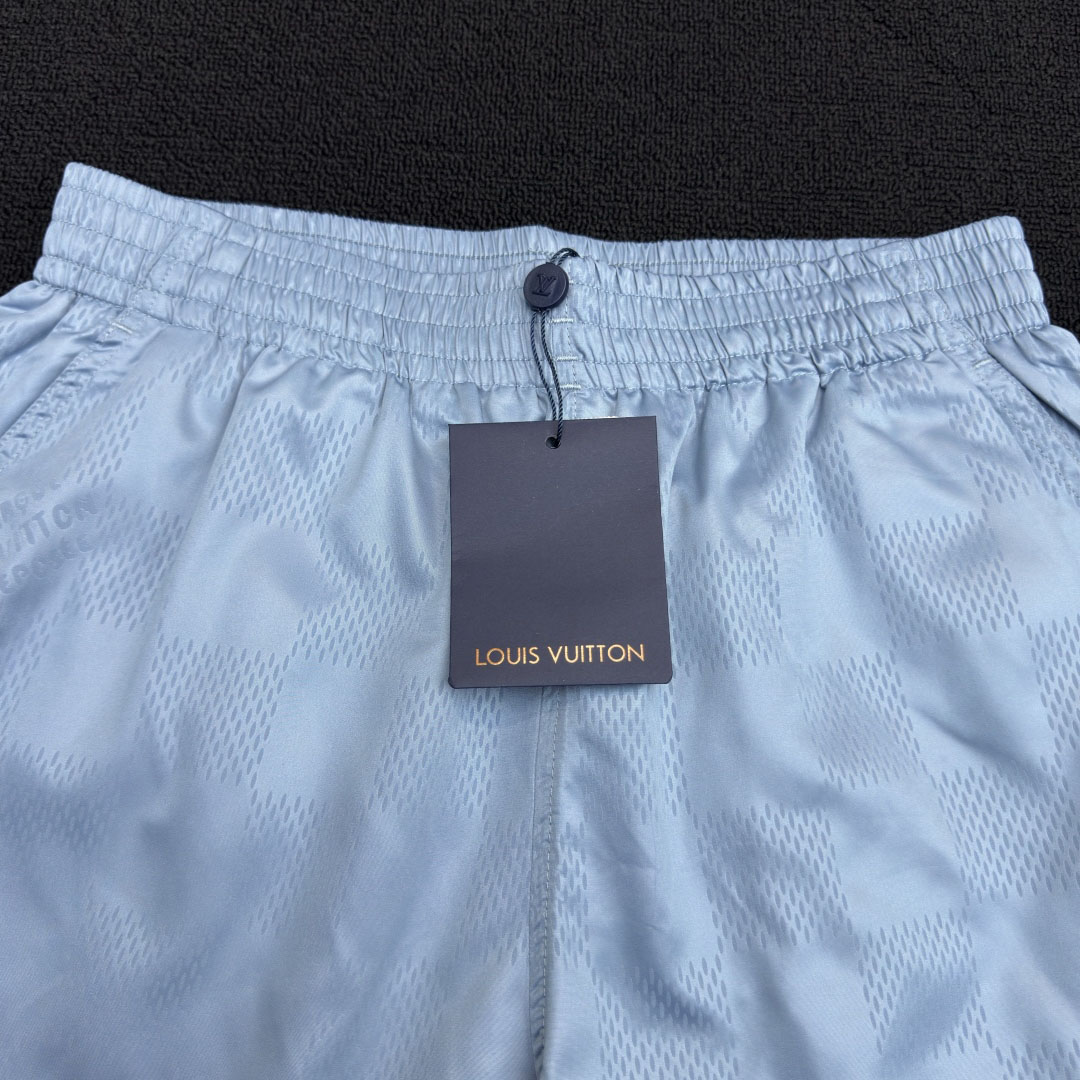 Louis Vuitton Damier Swim Shorts   1AHUWP - 