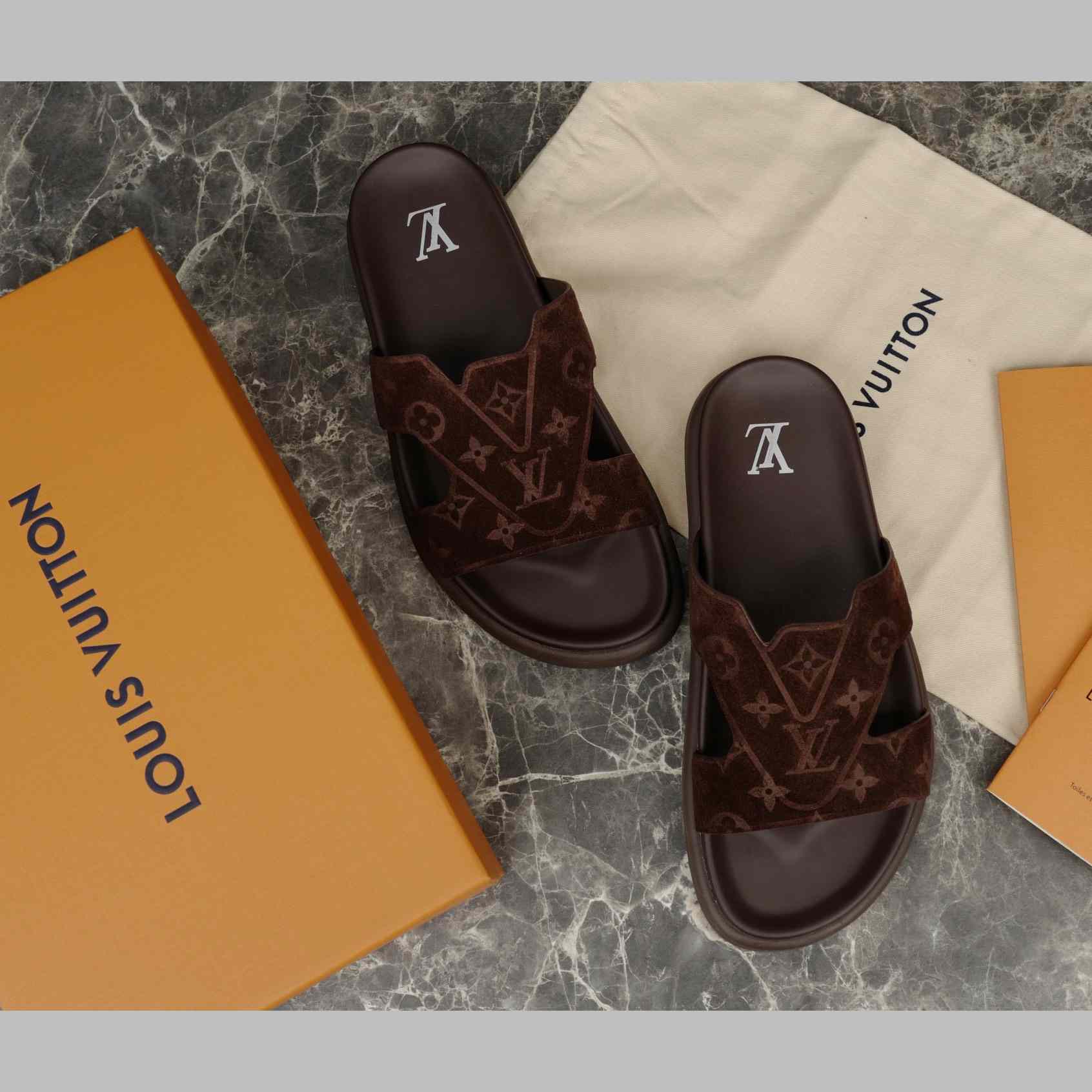 Louis Vuitton LV Oasis Mule   1AHSF9 - DesignerGu