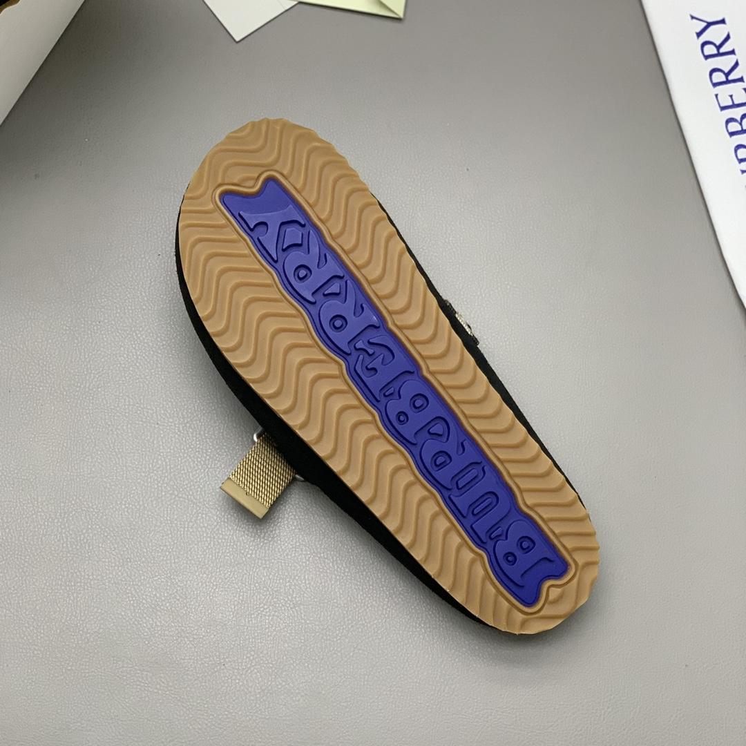 Burberry Suede Urchin Clogs - DesignerGu