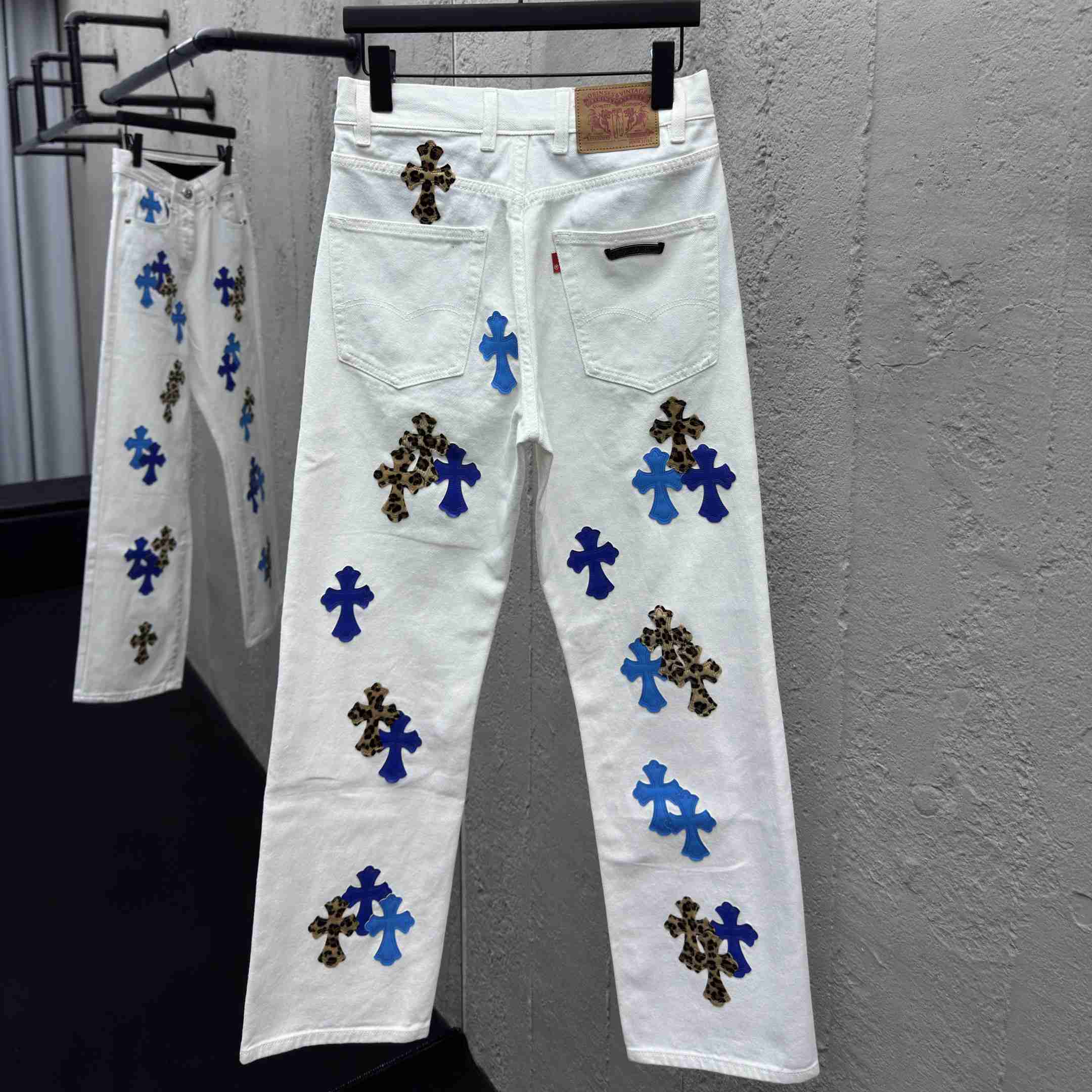 Chrome Hearts Jeans - DesignerGu