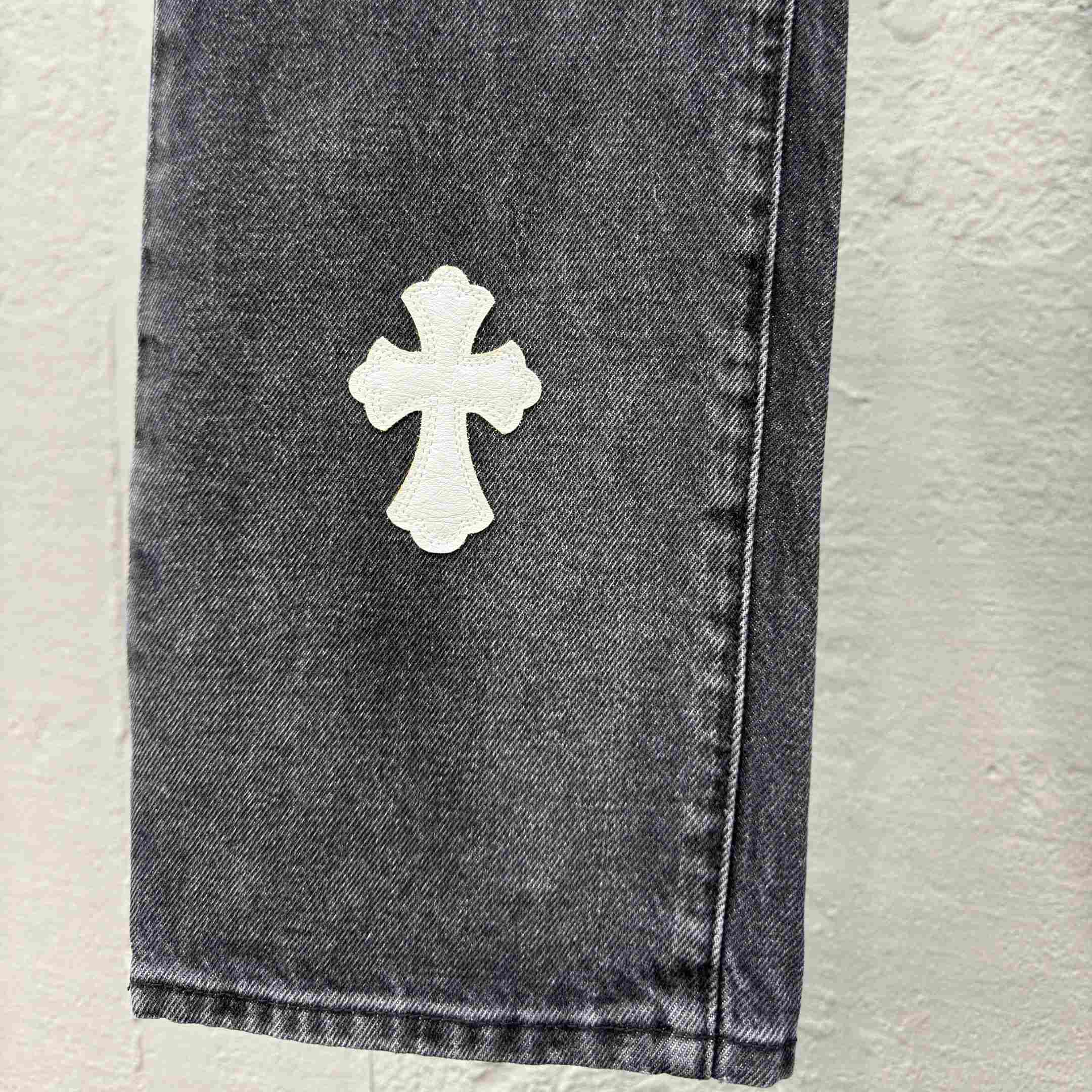 Chrome Hearts Jeans - DesignerGu