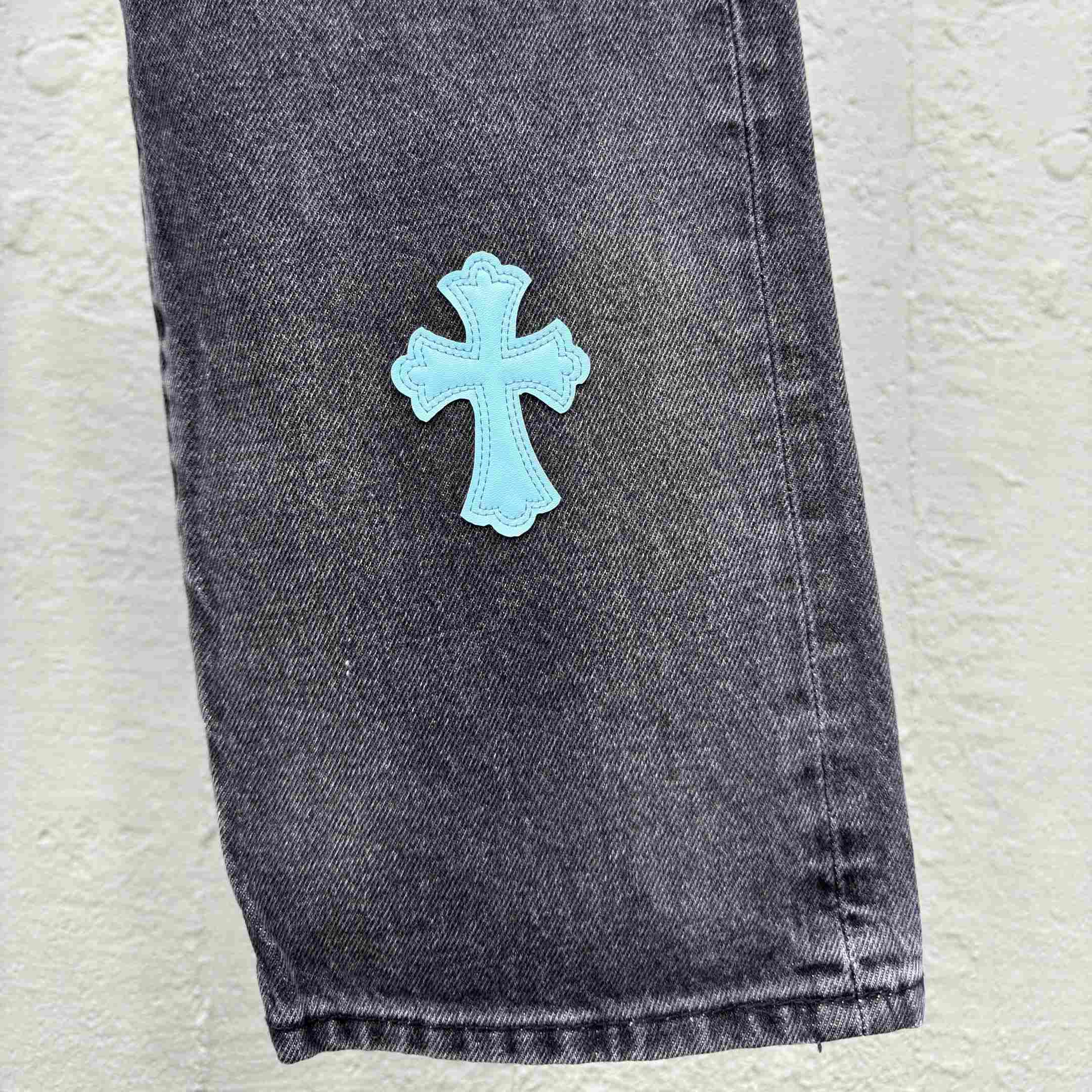 Chrome Hearts Jeans - DesignerGu