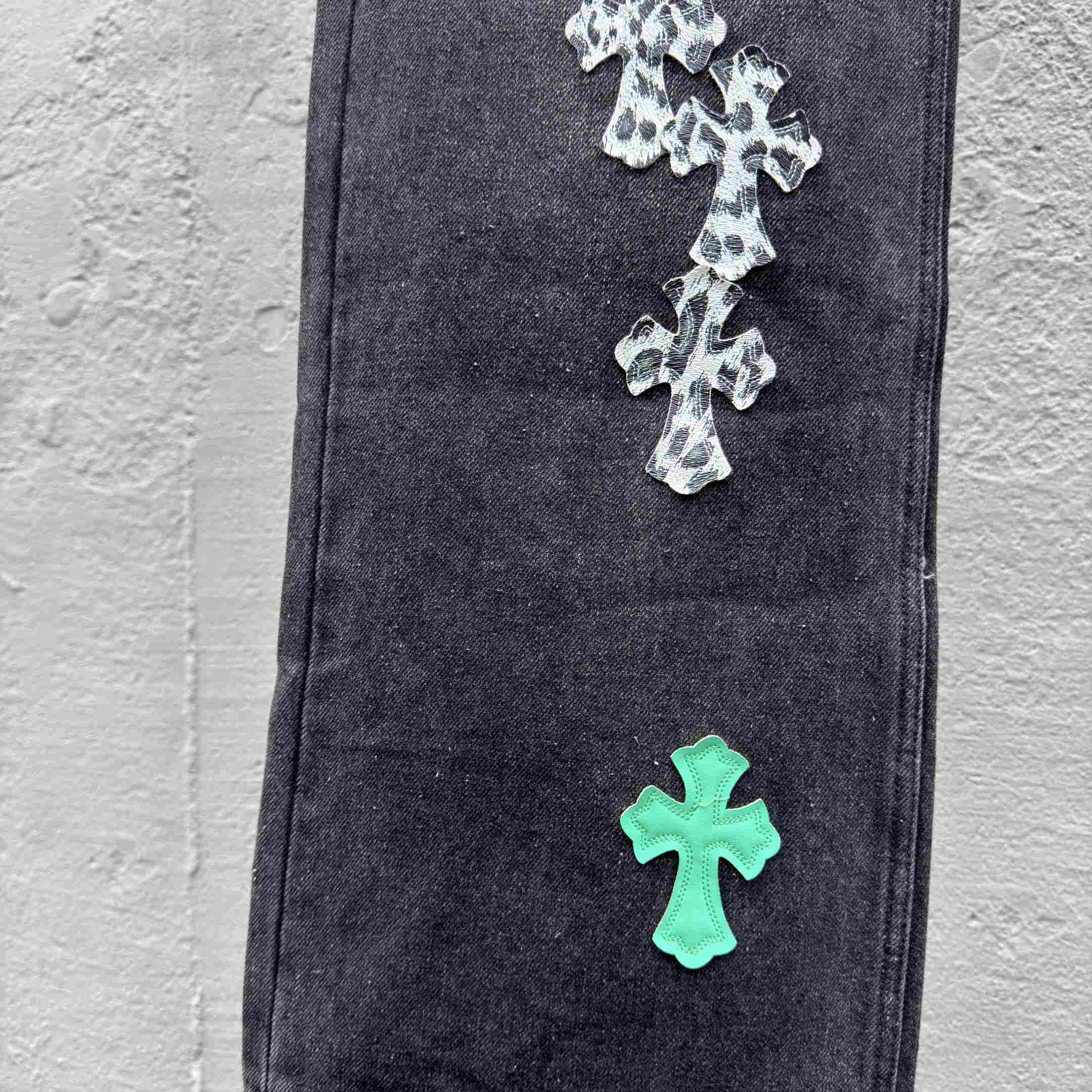 Chrome Hearts Jeans - DesignerGu