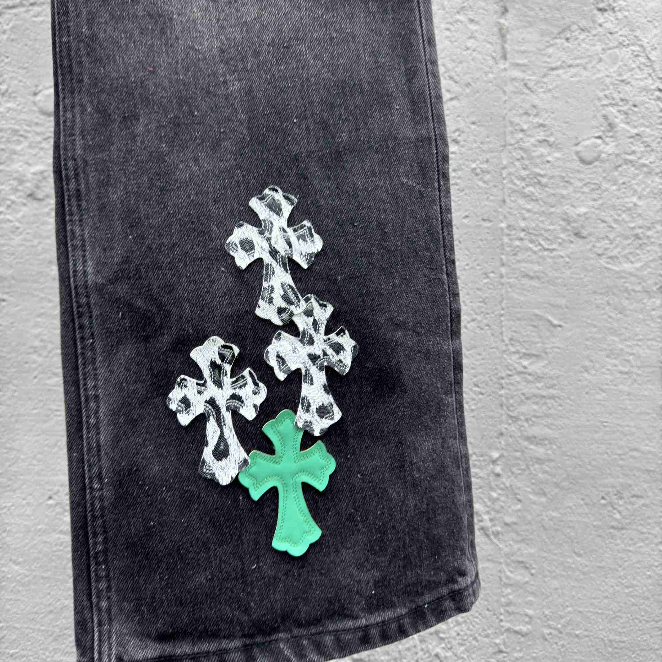 Chrome Hearts Jeans - DesignerGu