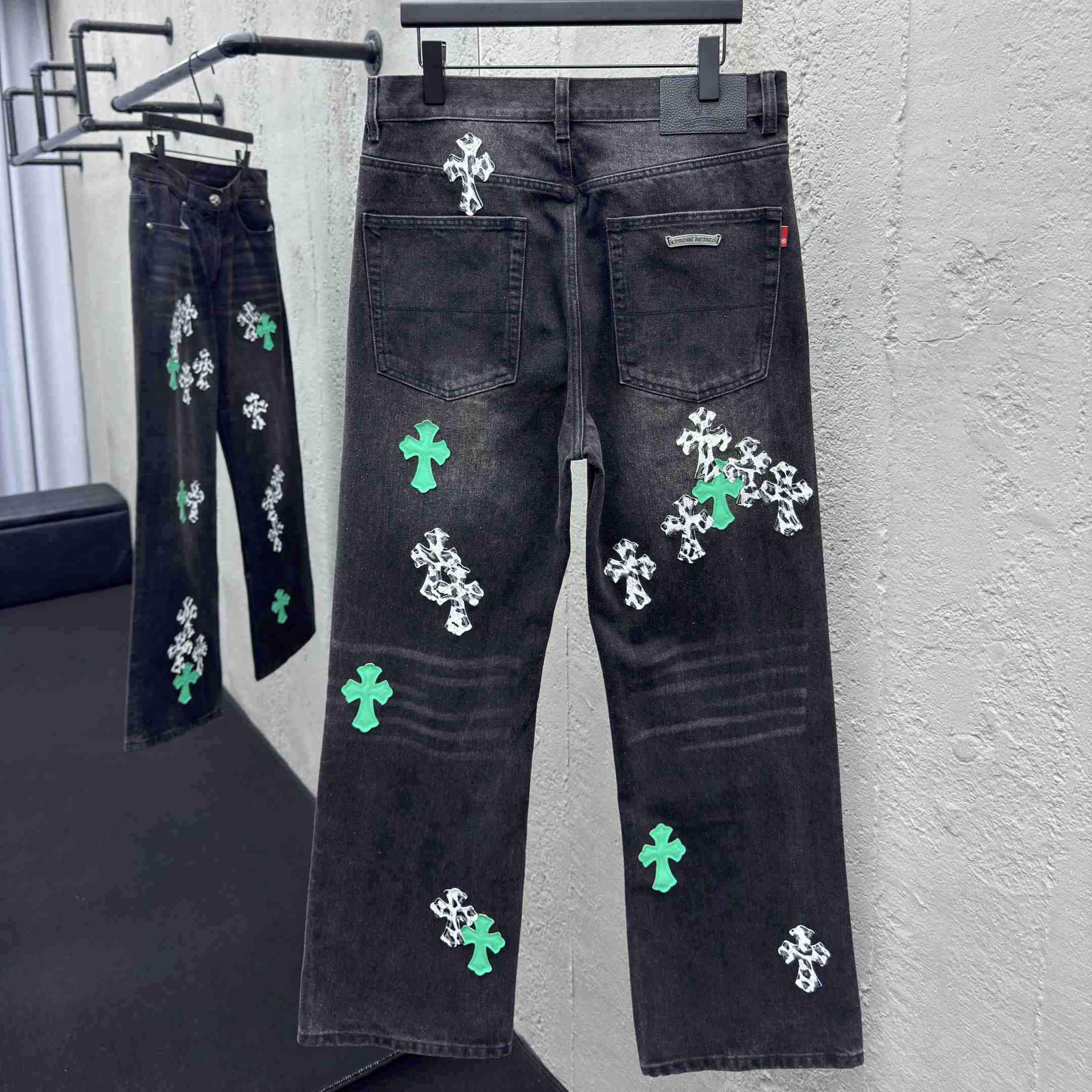 Chrome Hearts Jeans - DesignerGu