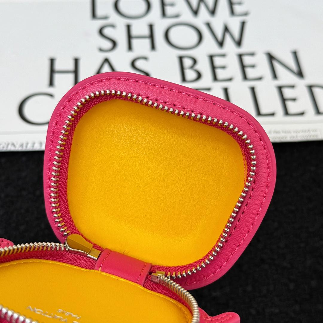 Louis Vuitton LV Crab Bag Charm   M02298 - DesignerGu
