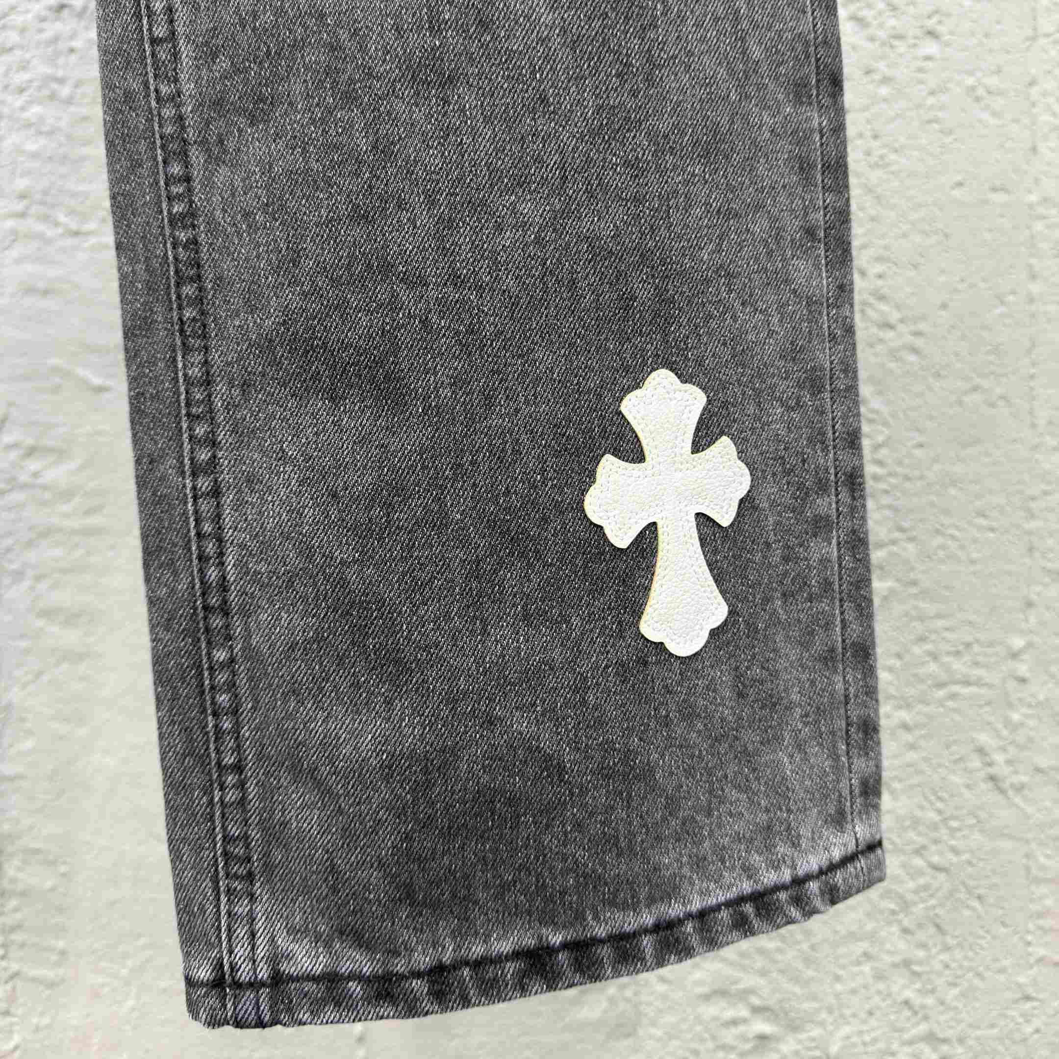 Chrome Hearts Jeans - DesignerGu