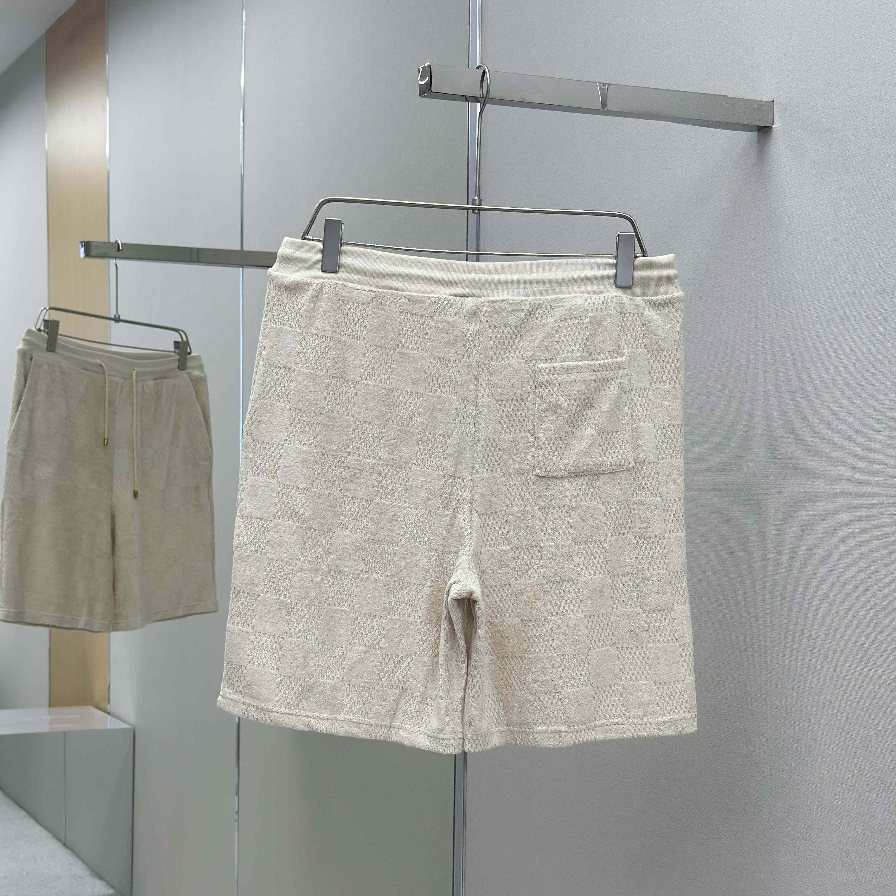 Louis Vuitton Damier French Terry Shorts   1AHUVJ - DesignerGu