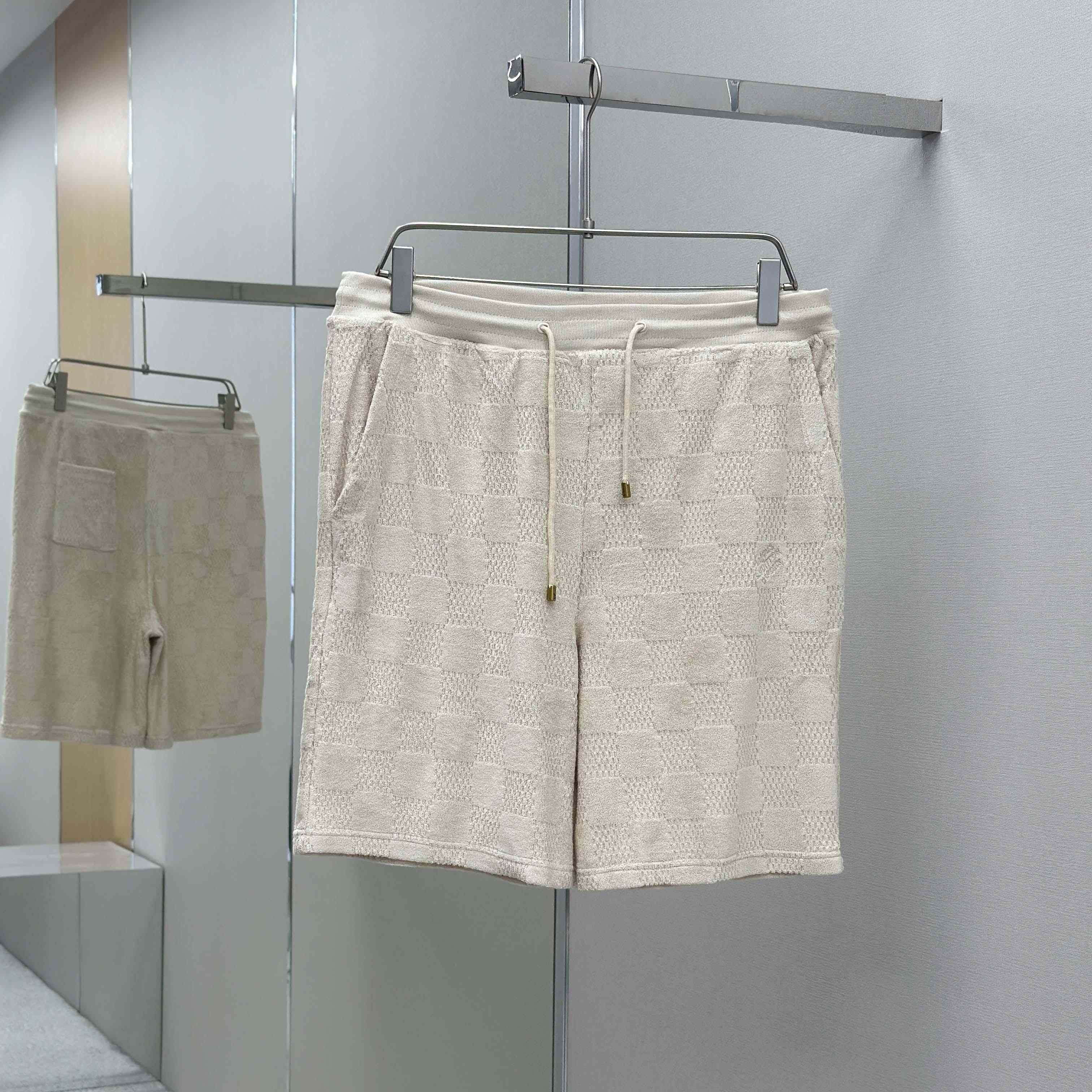 Louis Vuitton Damier French Terry Shorts   1AHUVJ - DesignerGu