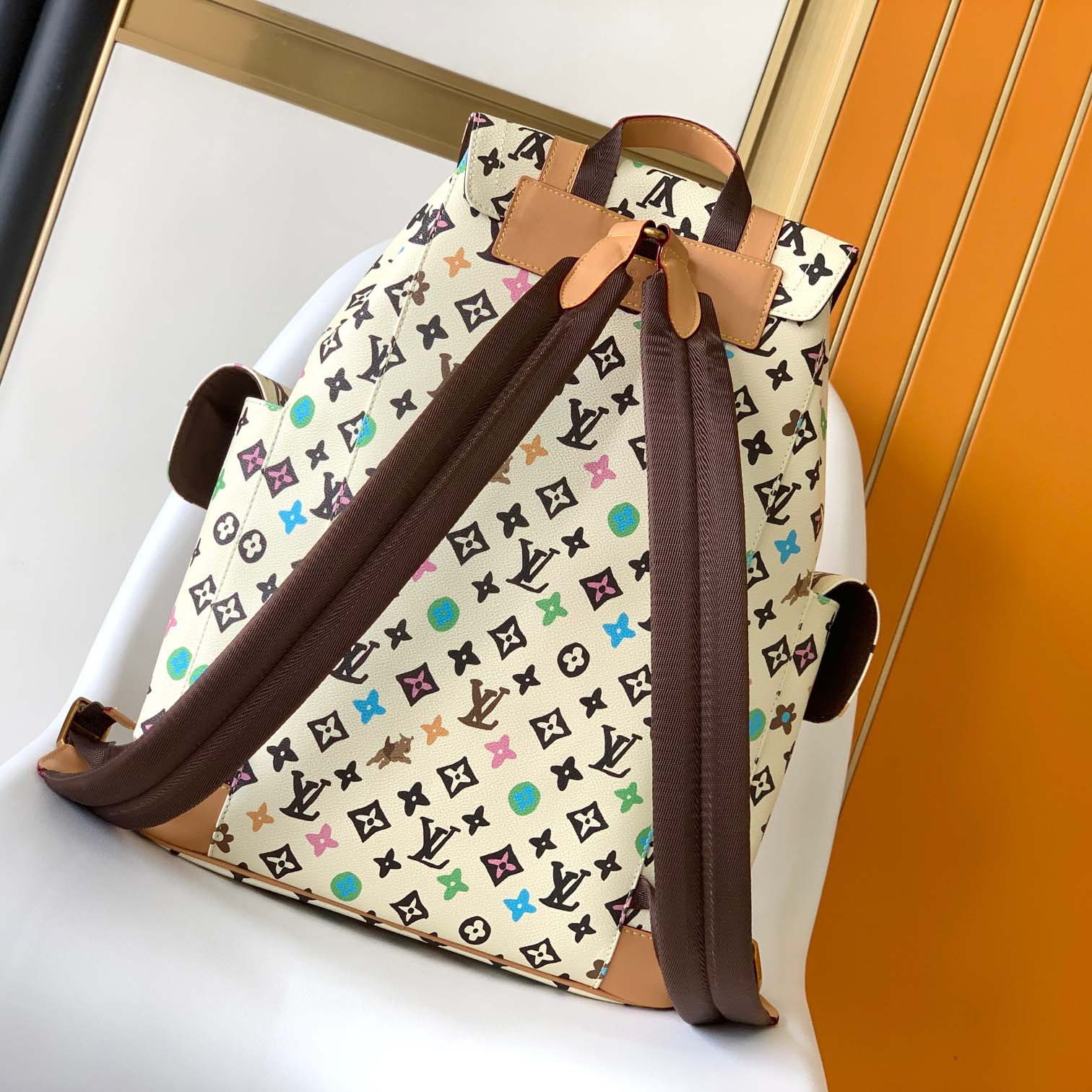 Louis Vuitton Christopher MM   M25240 - DesignerGu
