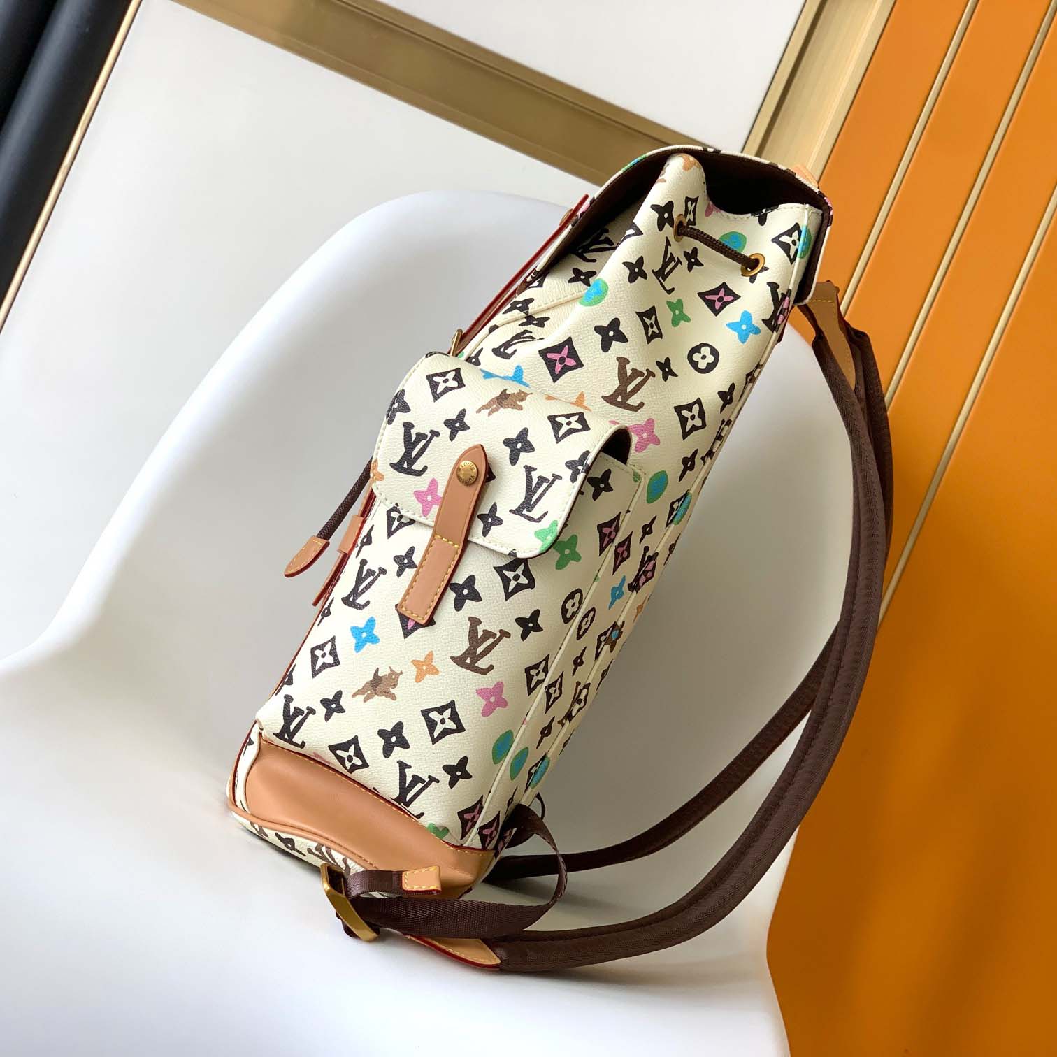 Louis Vuitton Christopher MM   M25240 - DesignerGu