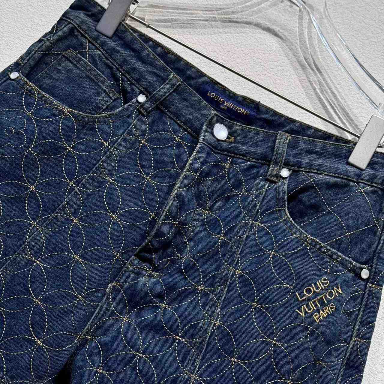 Louis Vuitton Embroidered Workwear Shorts   1AILVC - DesignerGu