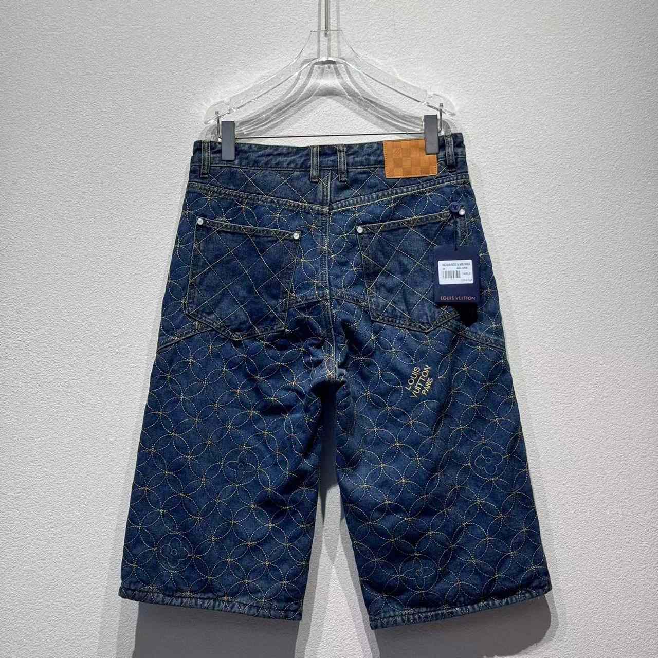 Louis Vuitton Embroidered Workwear Shorts   1AILVC - DesignerGu