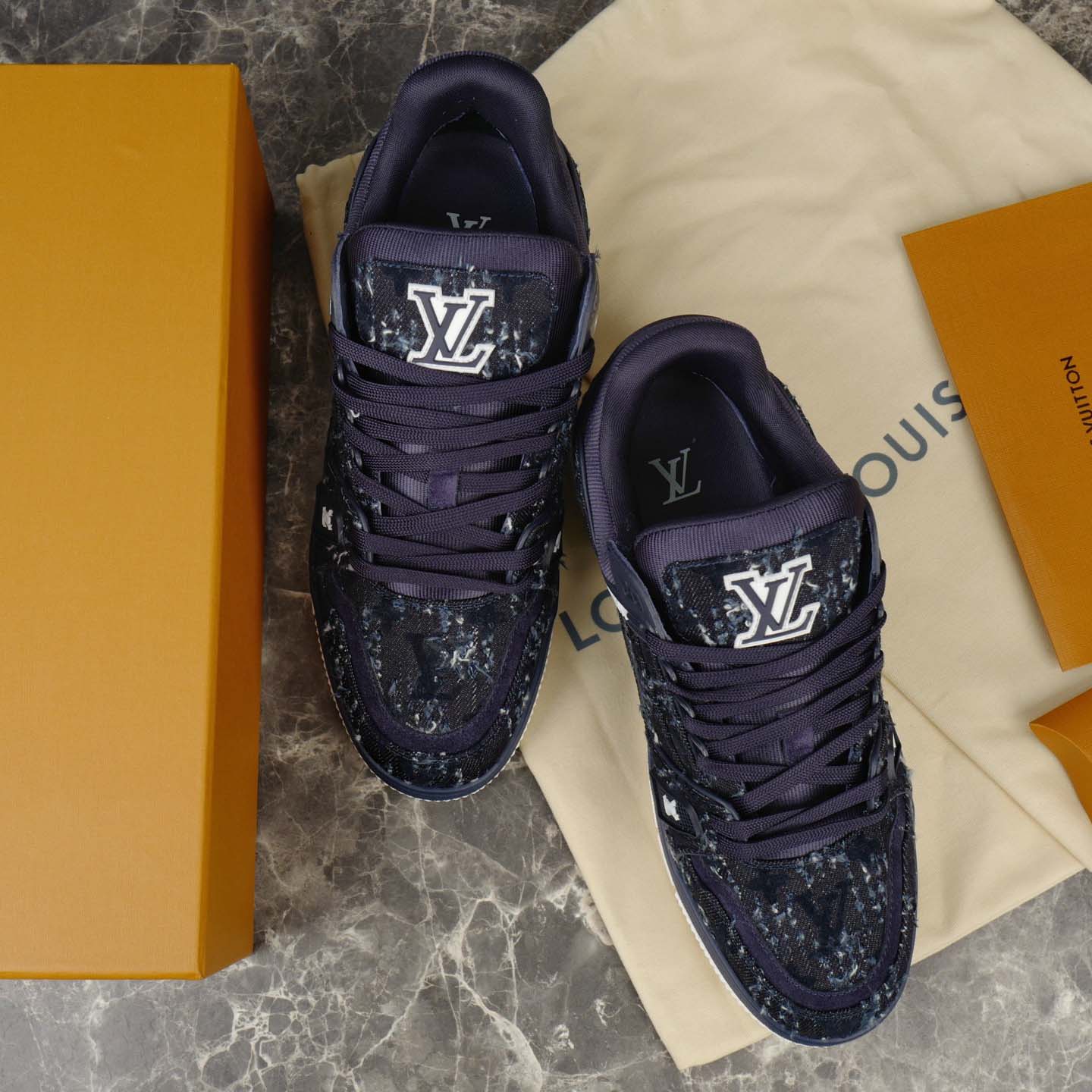 Louis Vuitton LV Trainer Sneaker   1AHWTF - DesignerGu