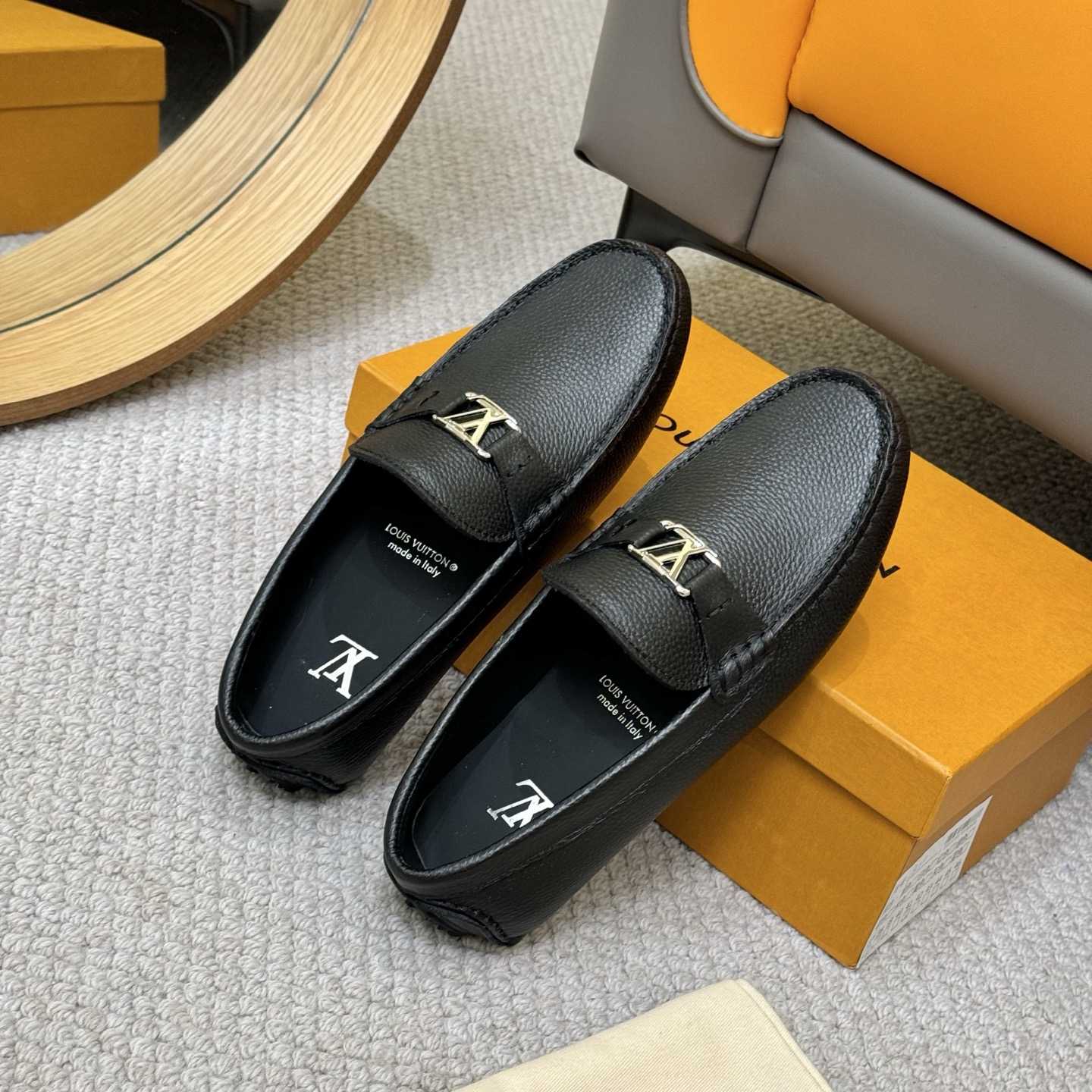 Louis Vuitton LV Silverstone Moccasin - DesignerGu