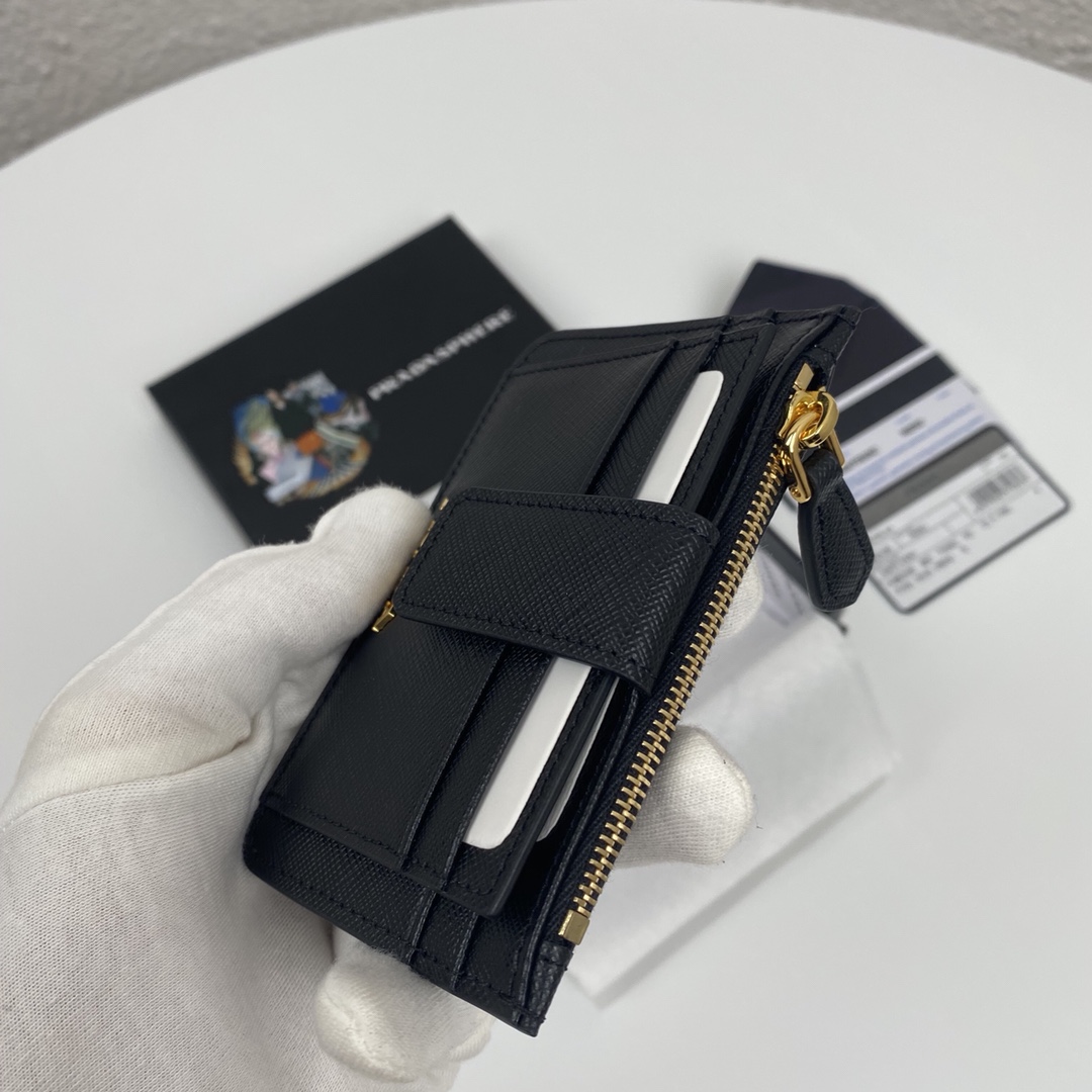 Prada Card Wallet (12-7.5cm) - DesignerGu