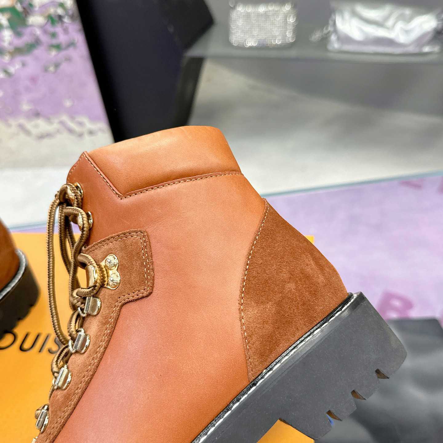 Louis Vuitton Territory Flat Ranger     1ACID8 - DesignerGu