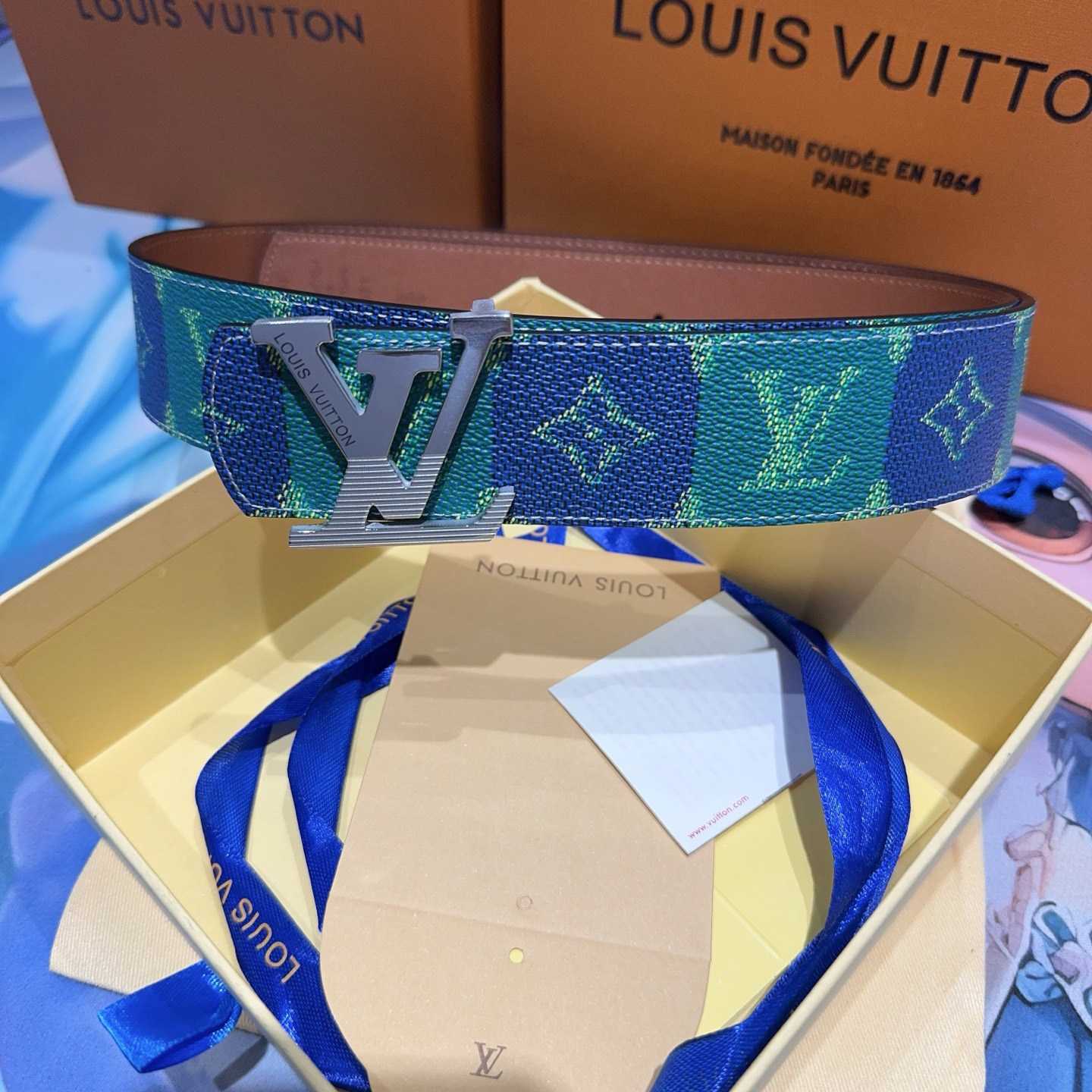 Louis Vuitton 40mm Reversible Belt  - DesignerGu