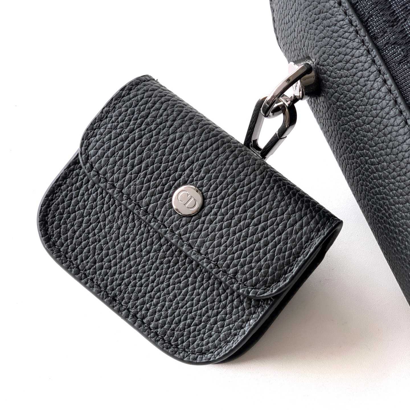 Dior Mini Bucket Bag  - DesignerGu