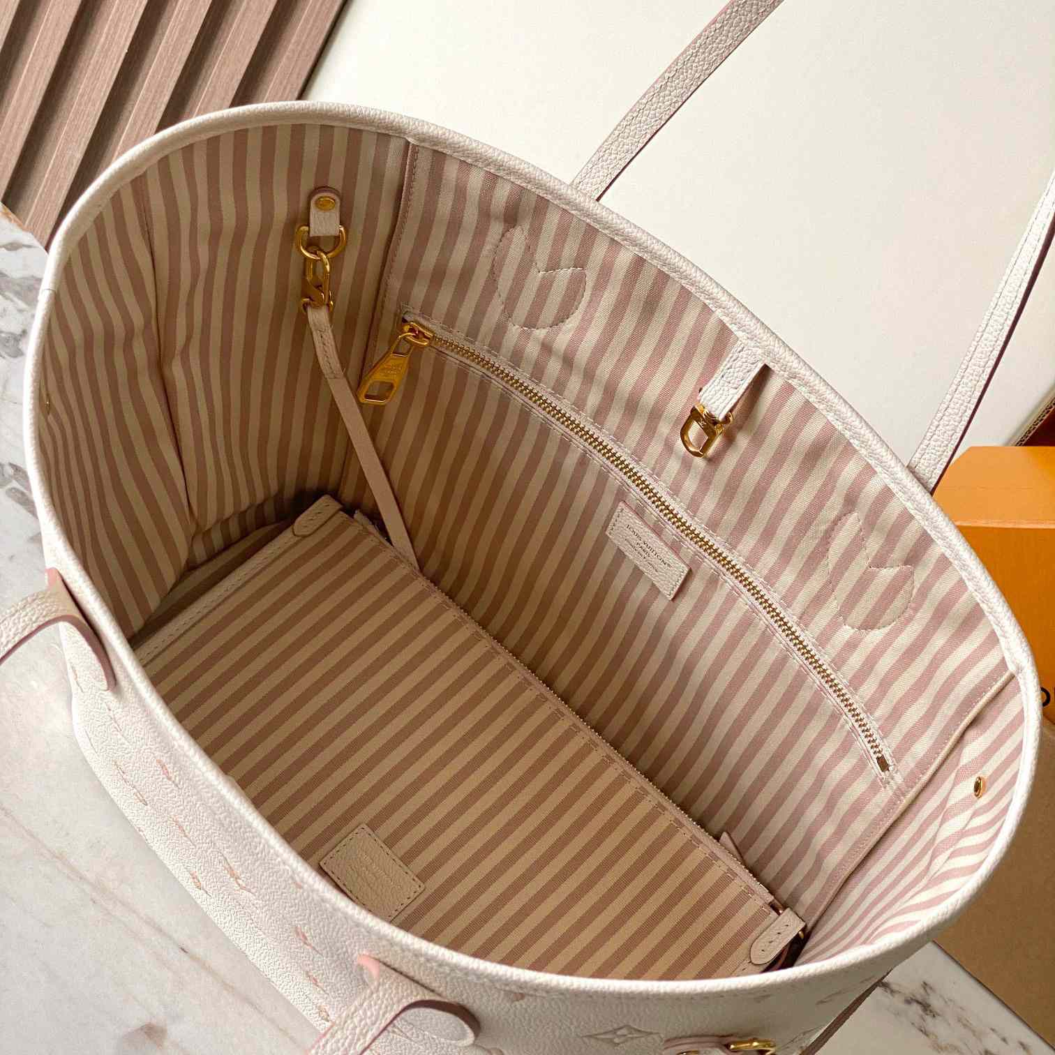 Louis Vuitton Neverfull MM   M14285 - DesignerGu