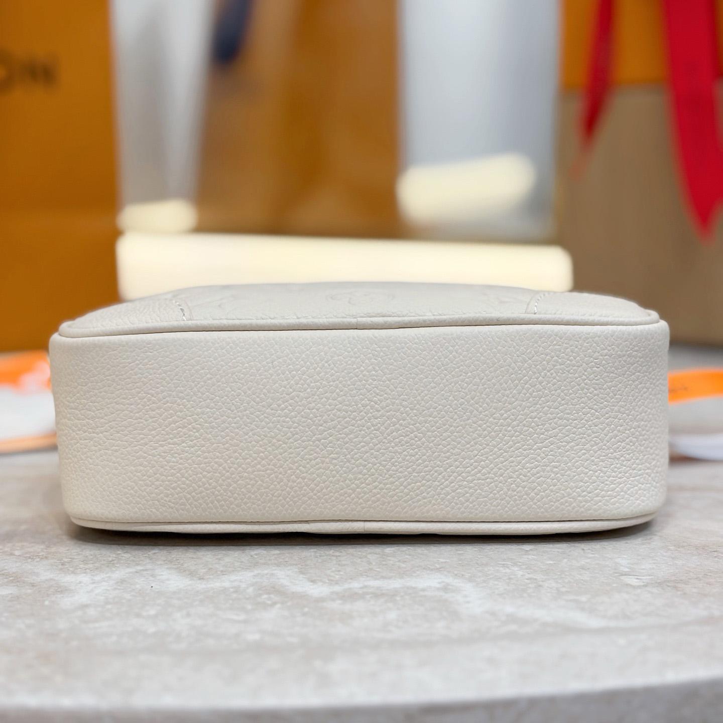 Louis Vuitton Tiny Camera Bag   M26509 - DesignerGu