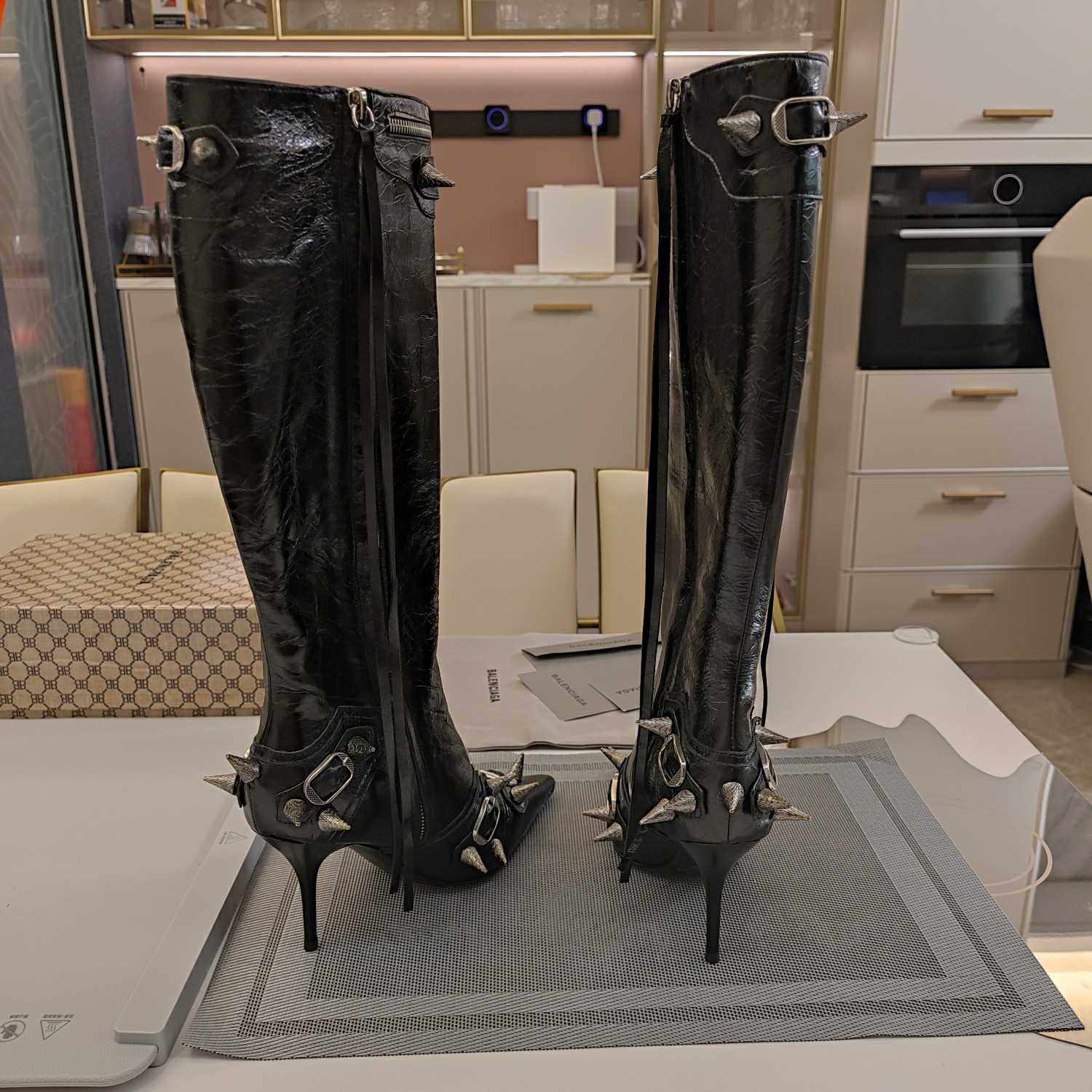 Balenciaga Cagole 90mm Boot In Black - DesignerGu