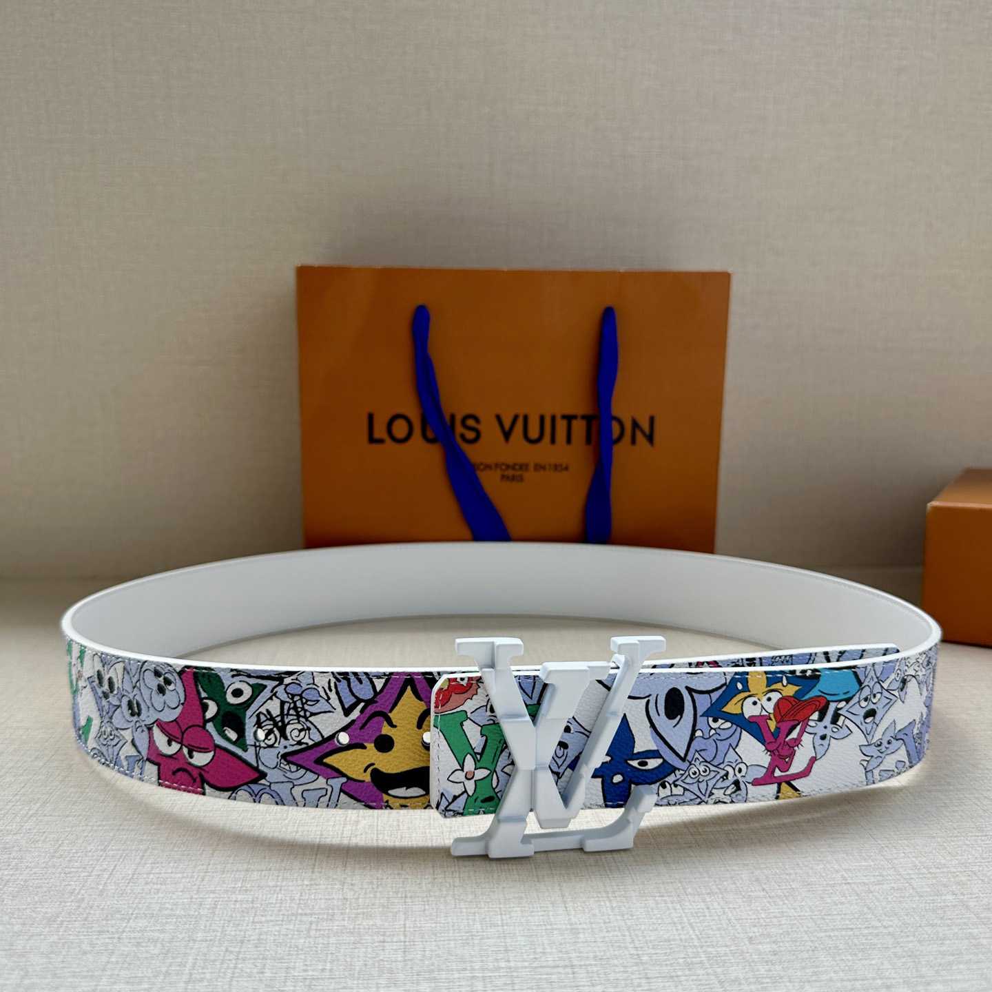 Louis Vuitton LV Initiales 40mm Reversible Belt   - DesignerGu