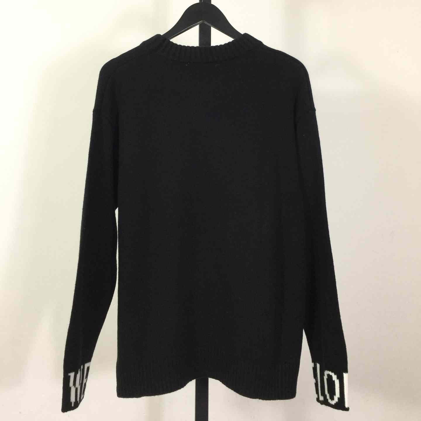 Loewe Sweater In Wool - DesignerGu