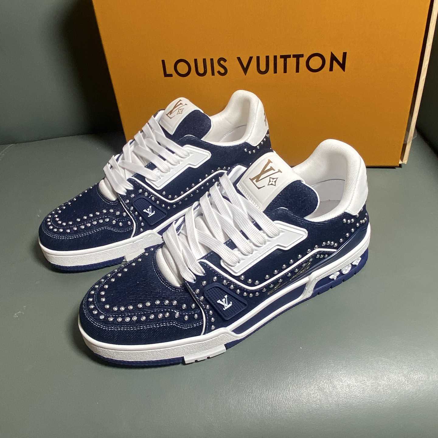 Louis Vuitton LV Trainer Sneaker      1AJ521 Louis Vuitton LV Trainer Sneaker      1AJ521 - DesignerGu
