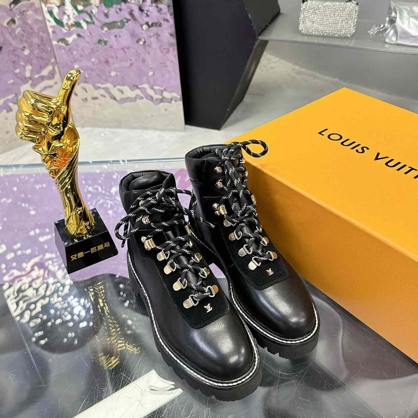 Louis Vuitton Territory Flat Ranger     1ACIBW - DesignerGu