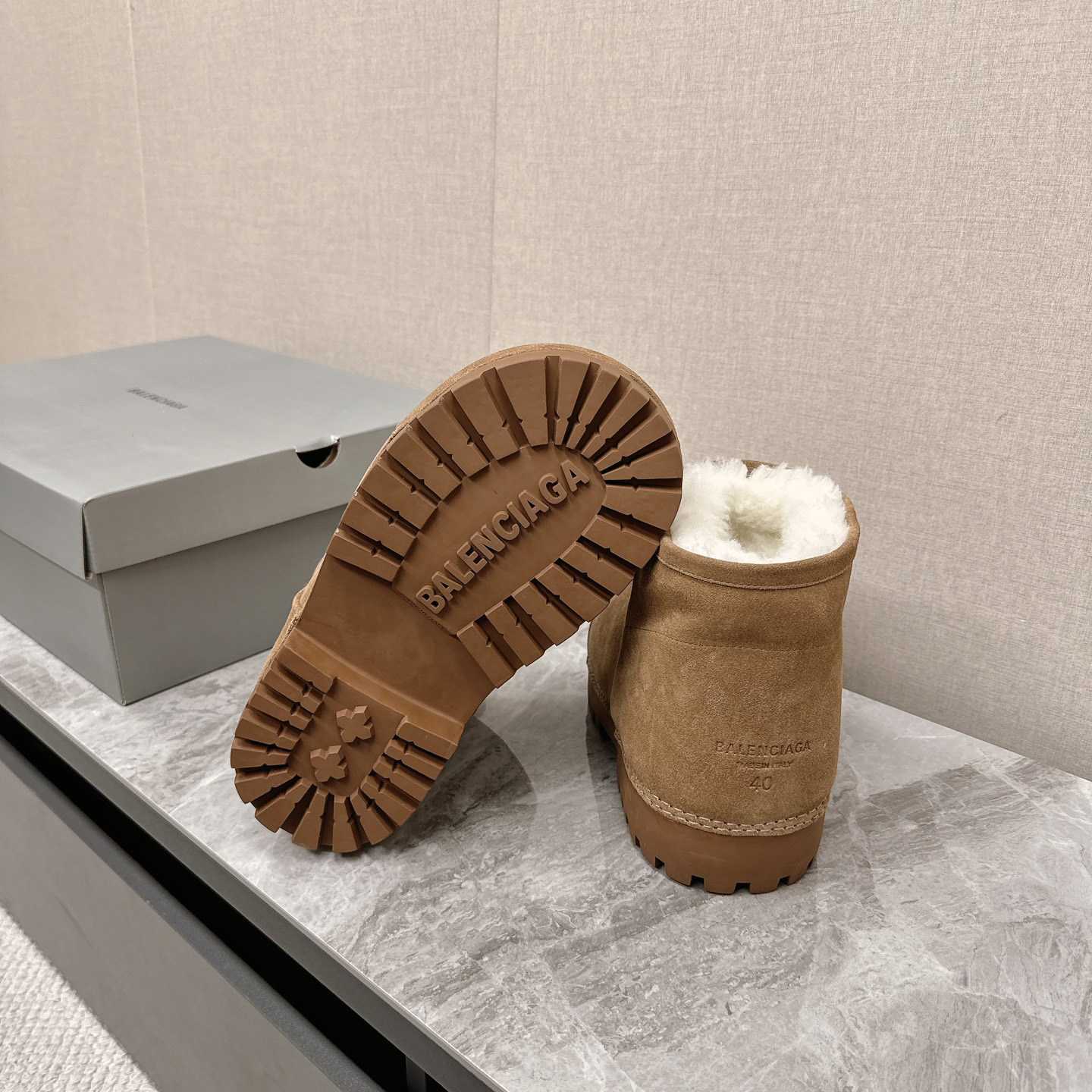 Balenciaga Alaska boots - DesignerGu