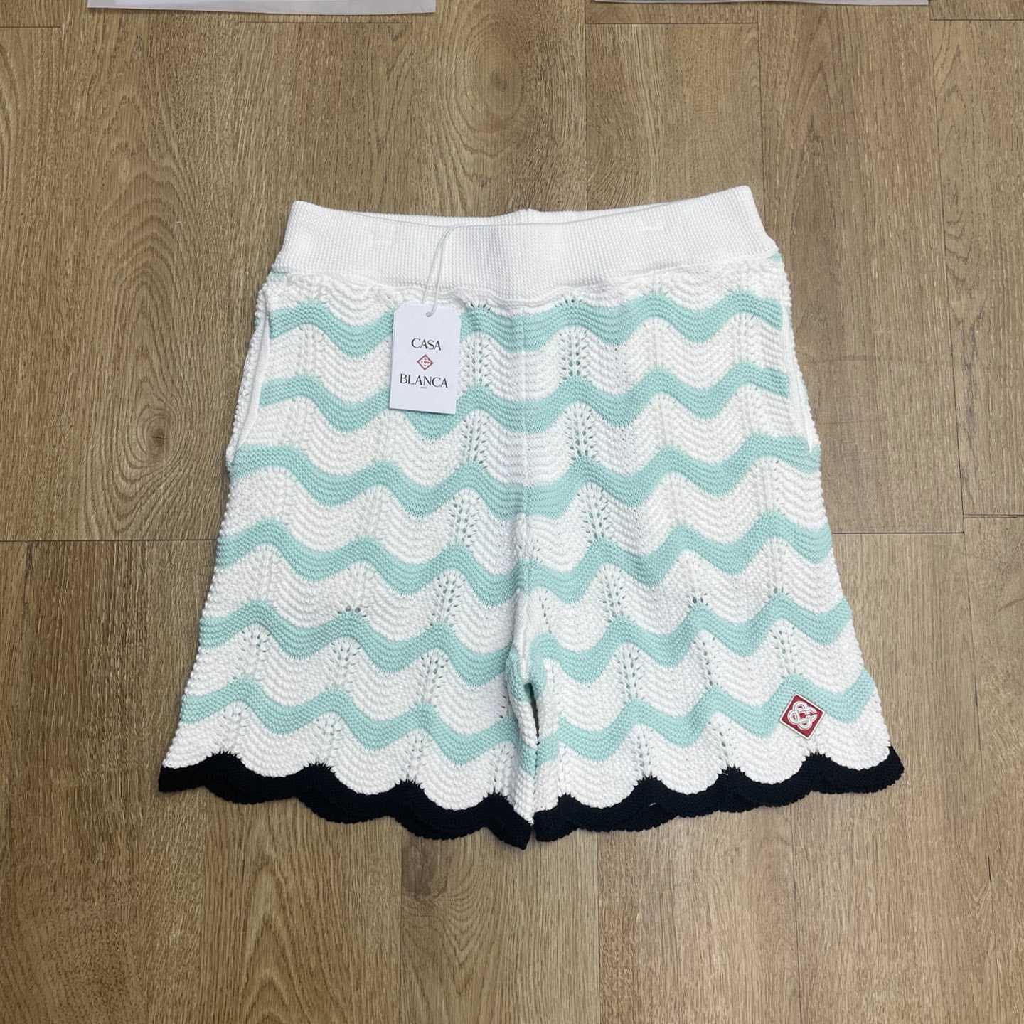 Casablanca Gradient Wave Cotton Crochet Shorts   D0111 - DesignerGu