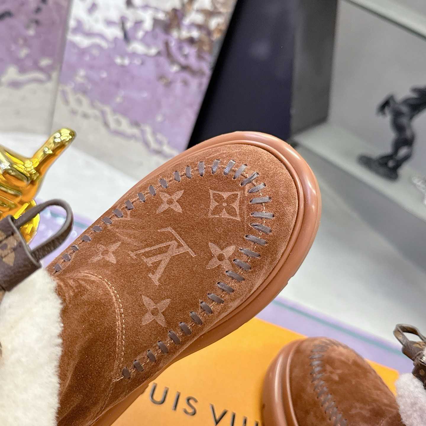 Louis Vuitton Cortina Ankle Boot   1AIUFE - DesignerGu