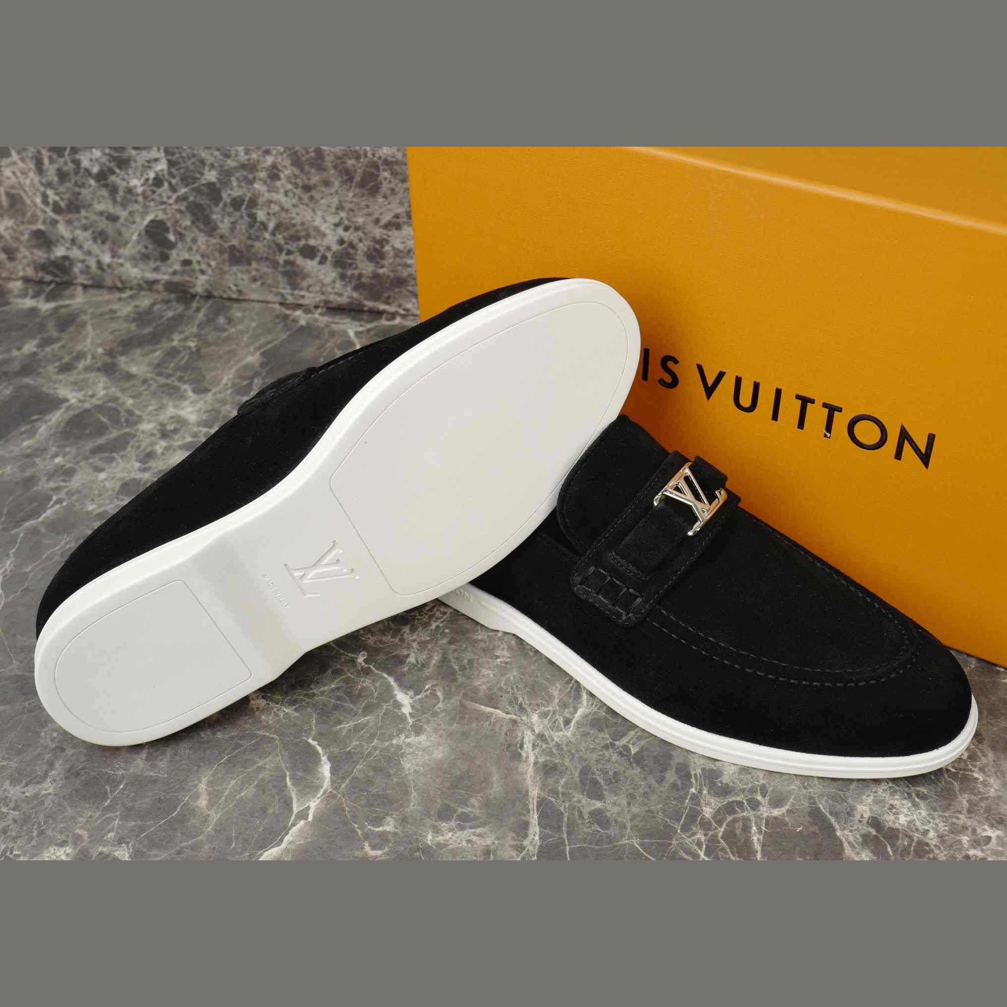 Louis Vuitton Estate Loafers - DesignerGu
